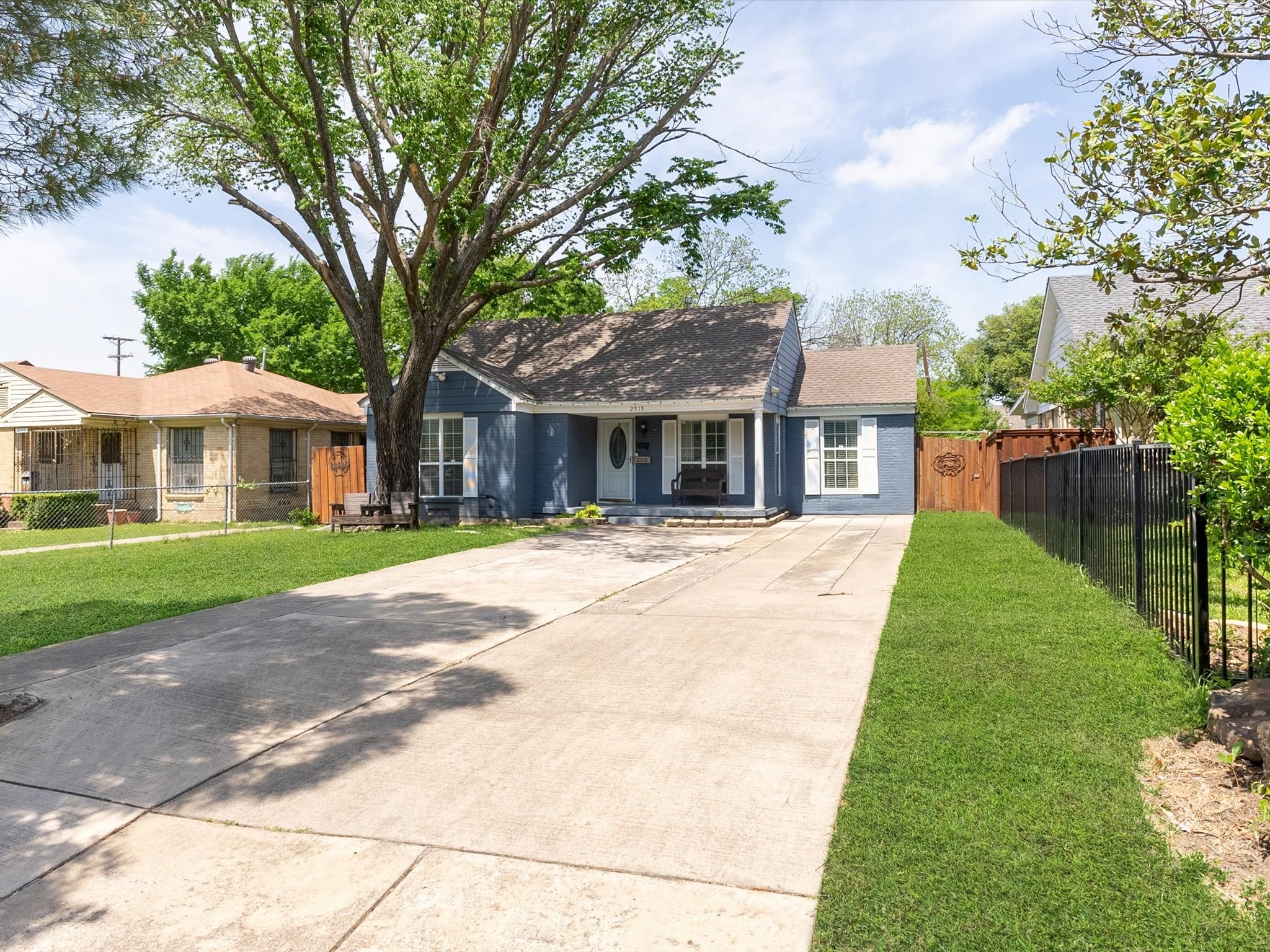2515 Roanoke Avenue