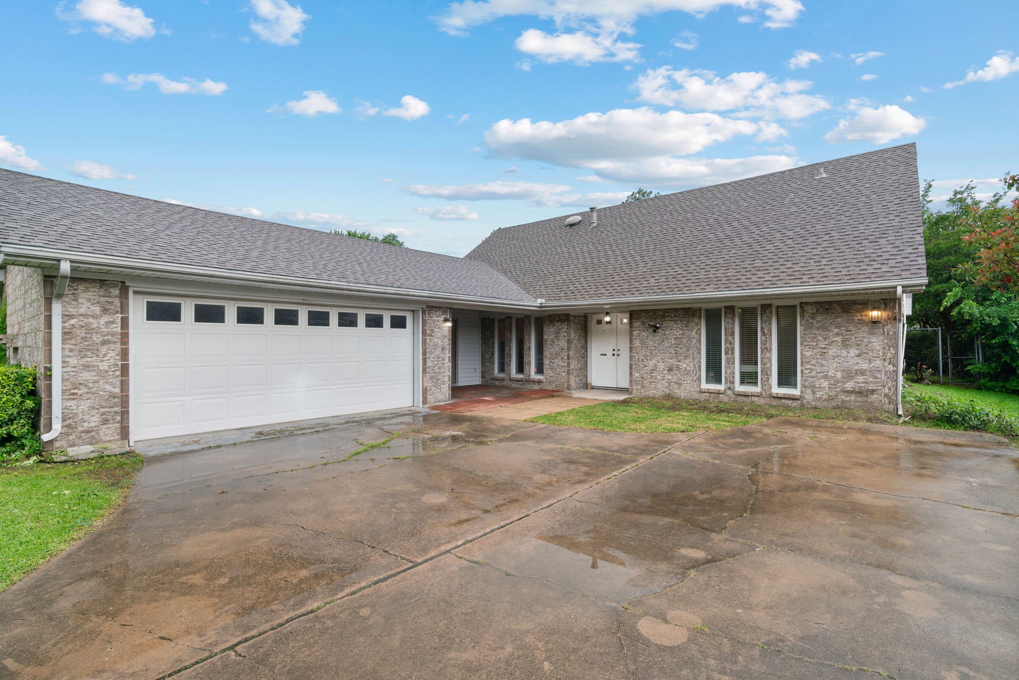 6409 Buena Vista Drive