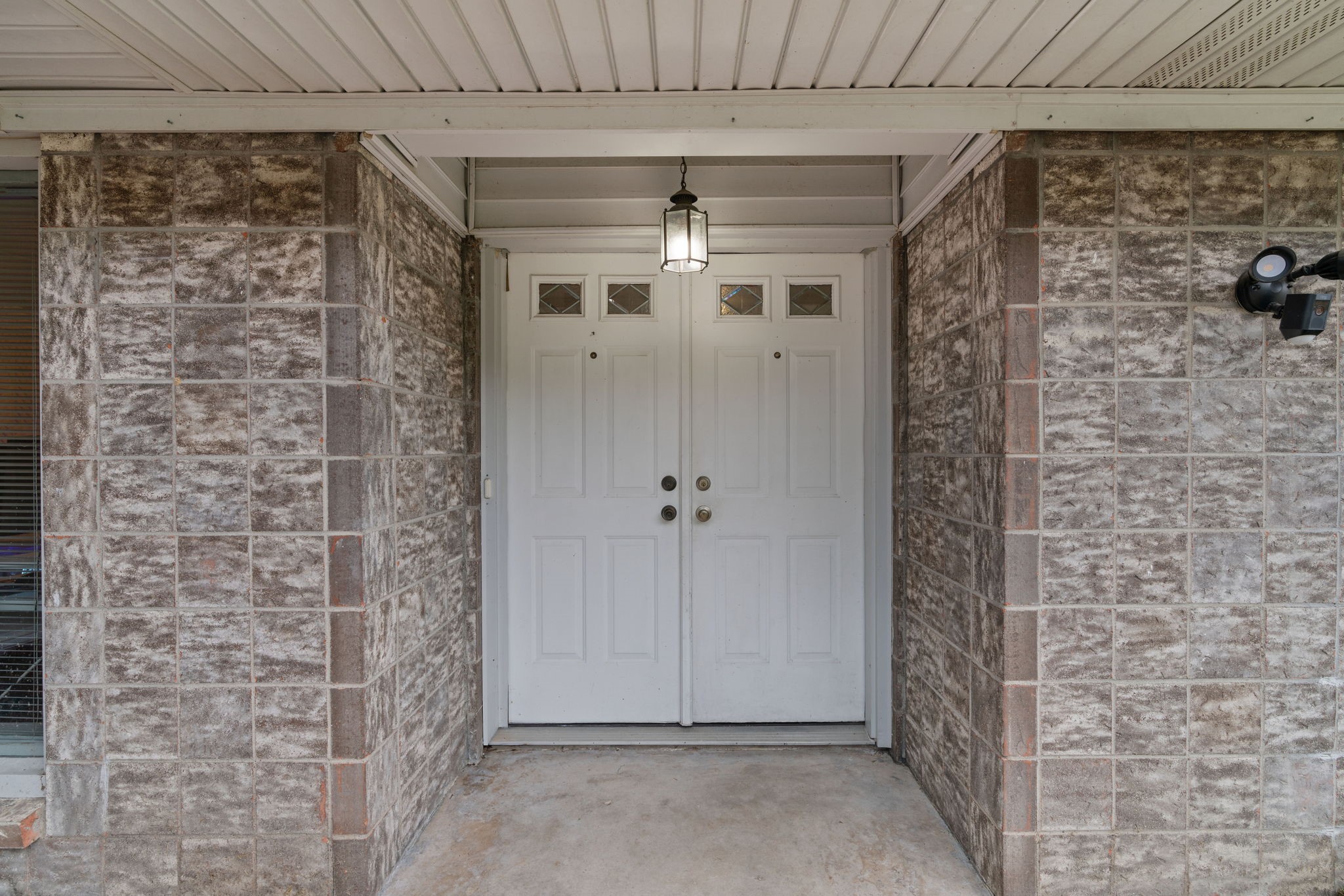 6409 Buena Vista Drive