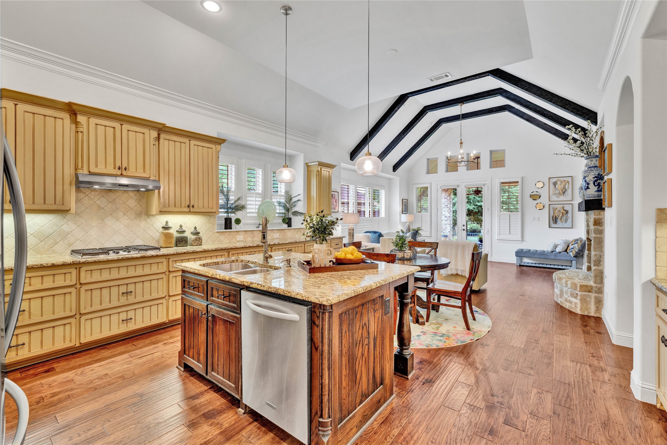 4713 Trevor Trail