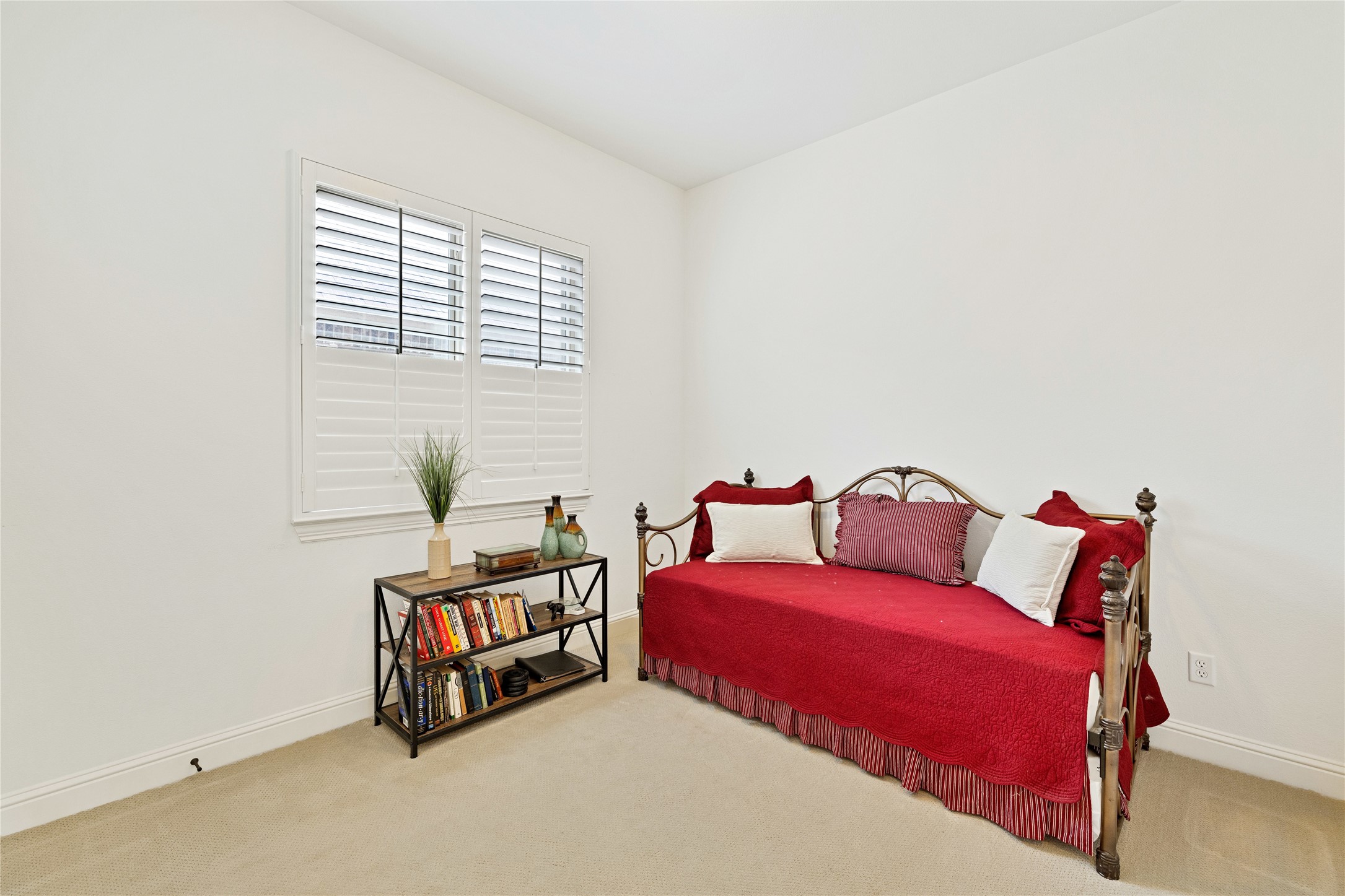 4713 Trevor Trail