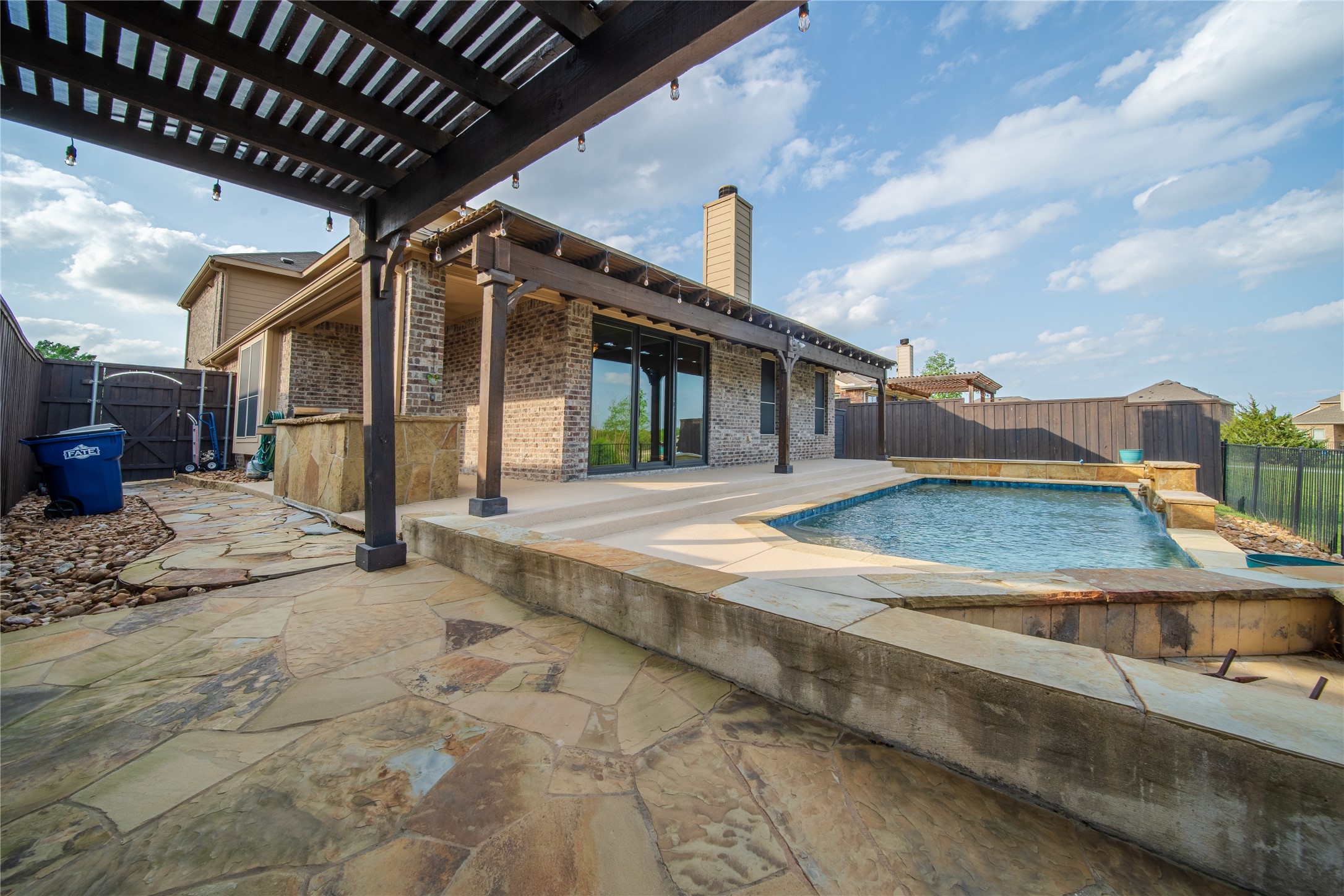 186 Balfour Drive