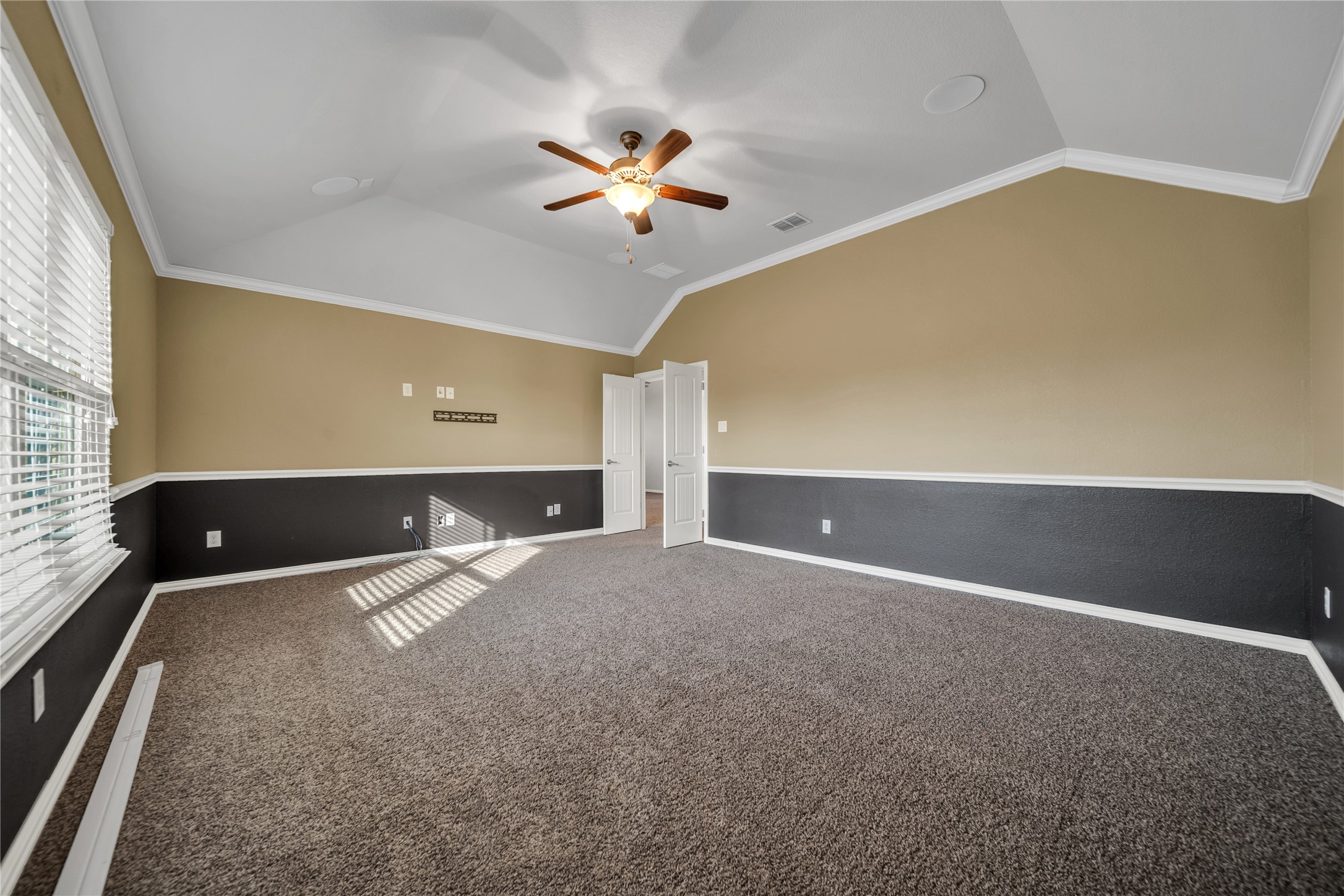 186 Balfour Drive
