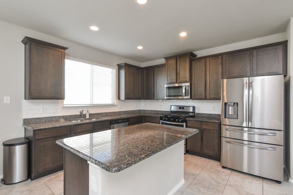 2325 Telfair Way