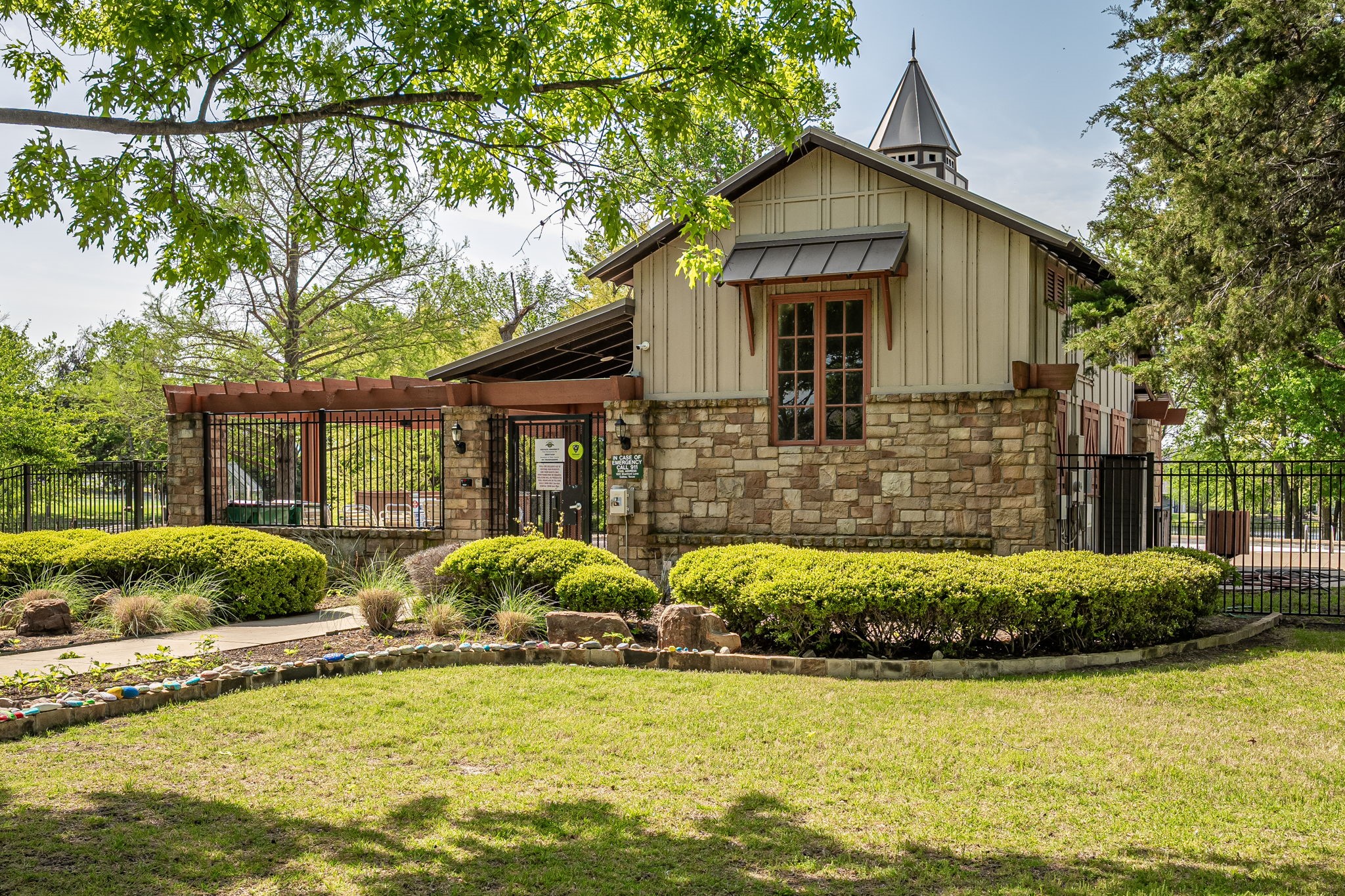 1444 Brewer Lane