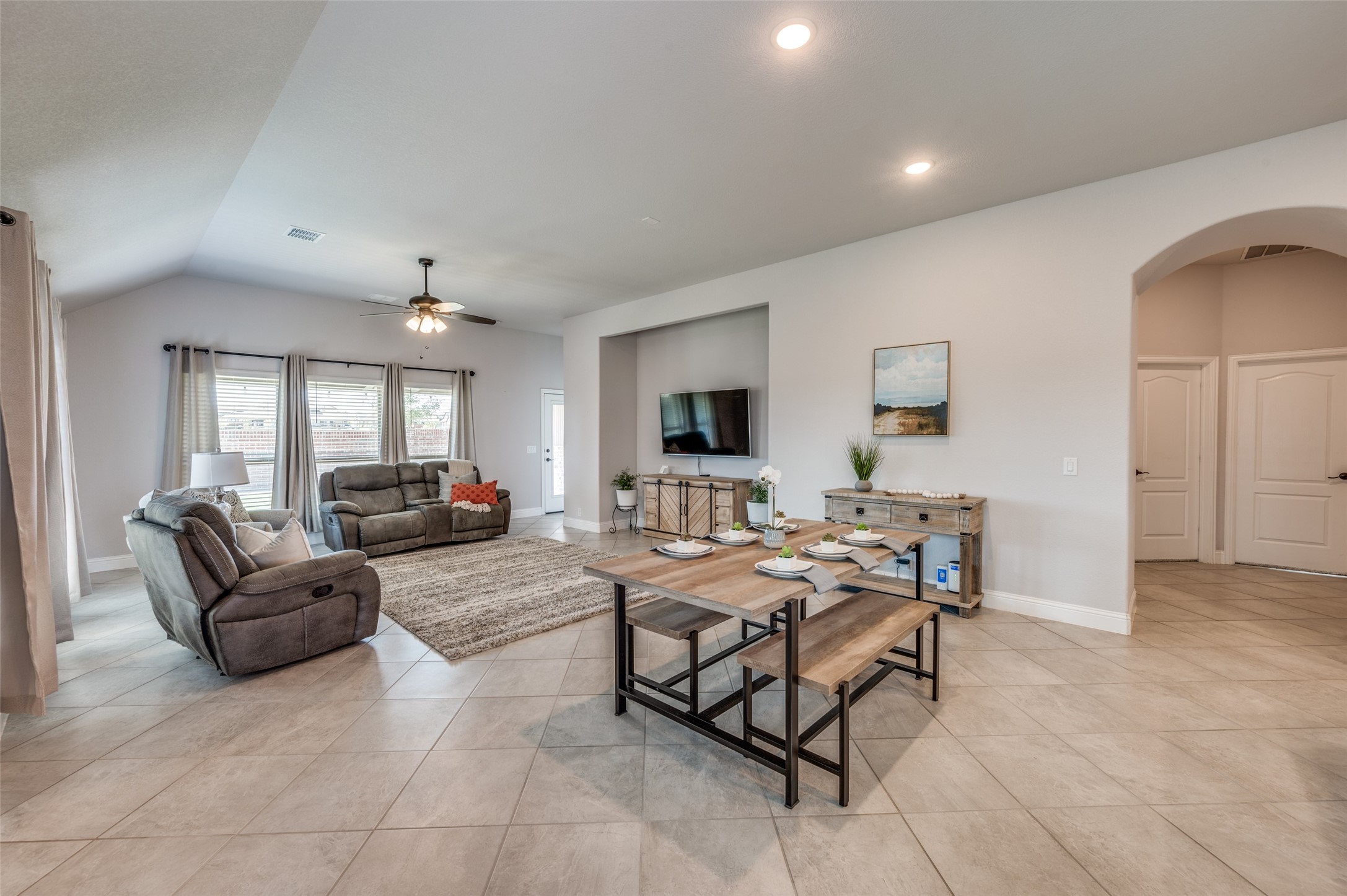 8700 White Rock Lane