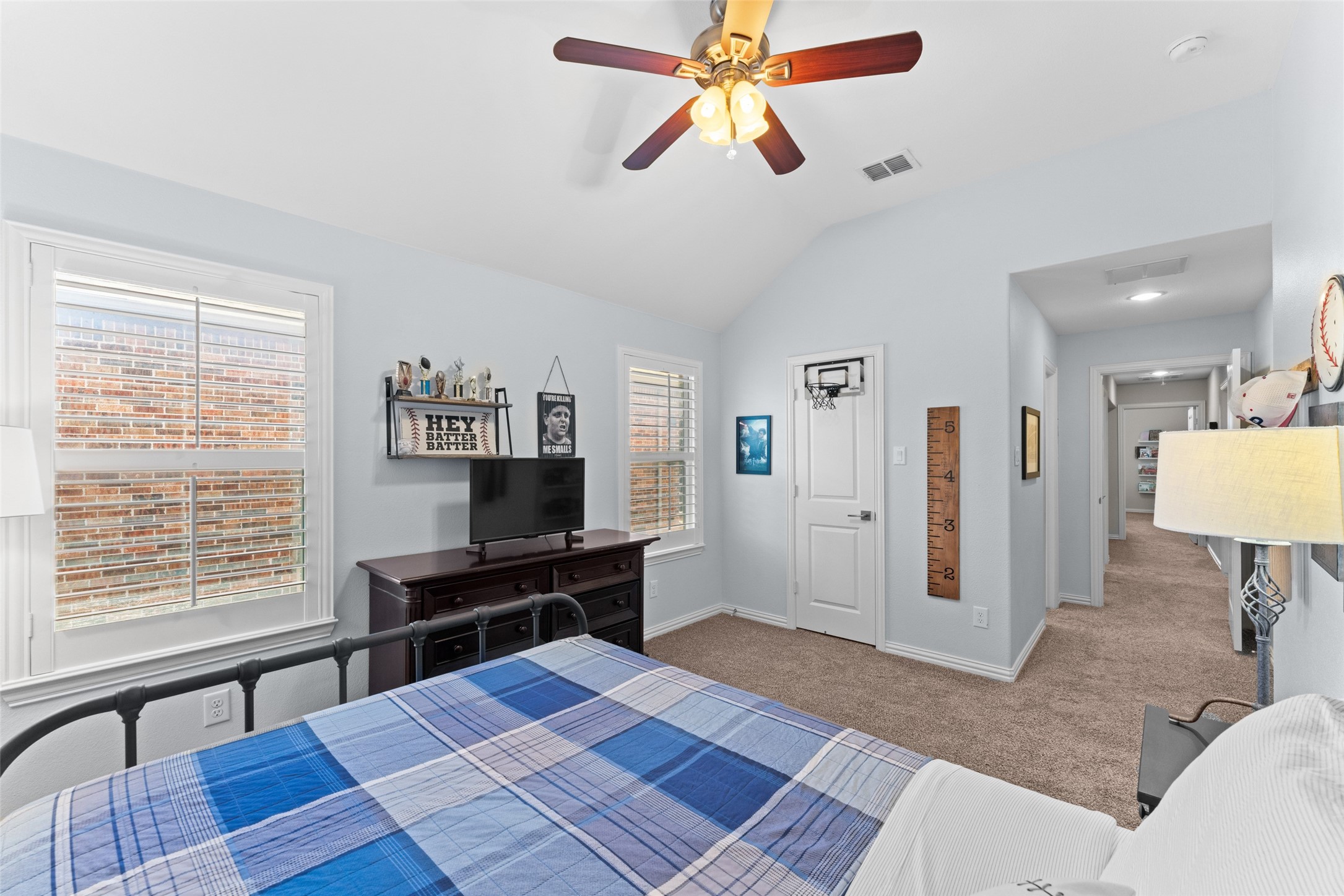 12092 Burnt Prairie Lane