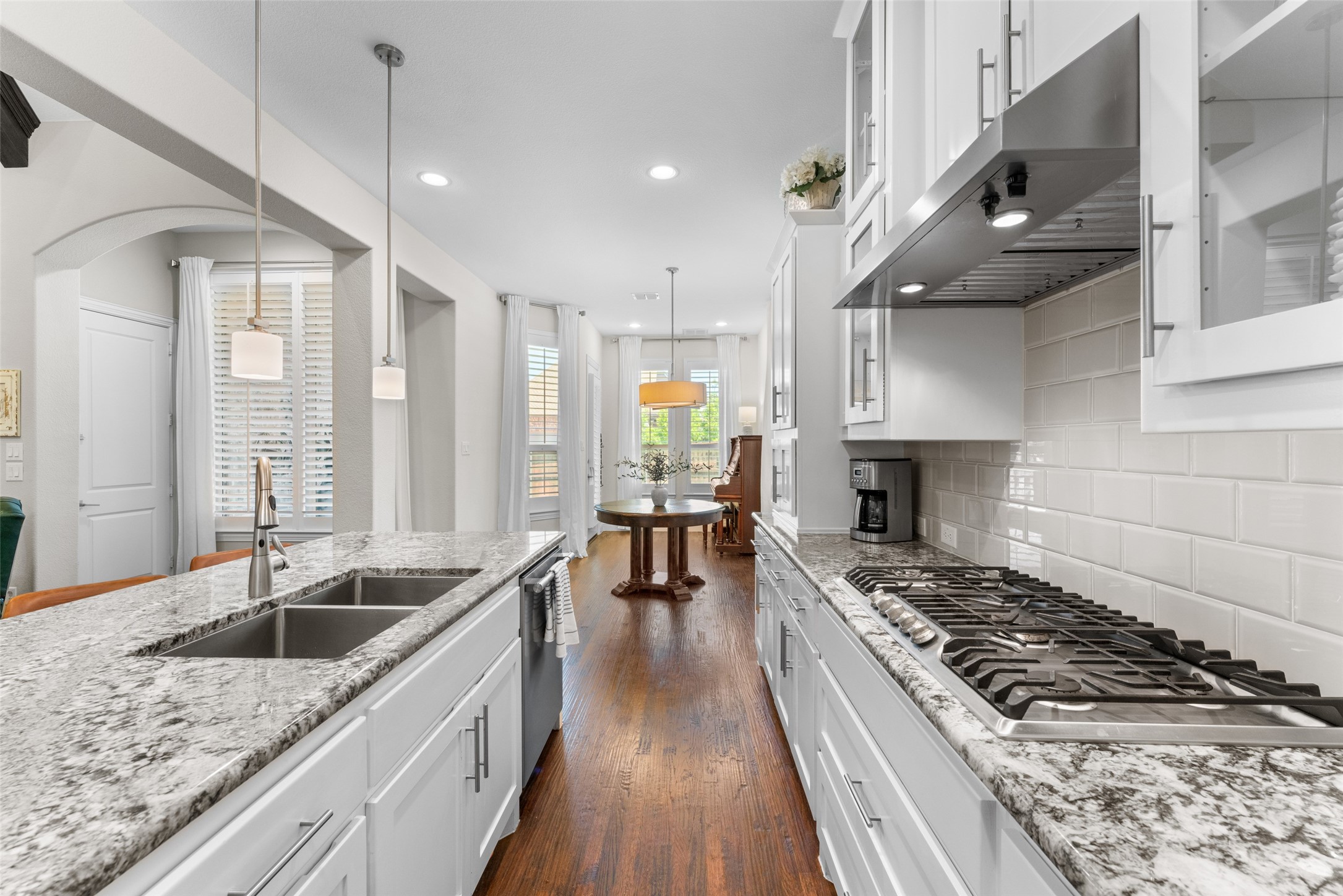 12092 Burnt Prairie Lane