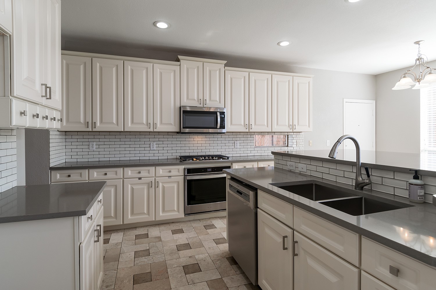 1659 Sagebrush Drive