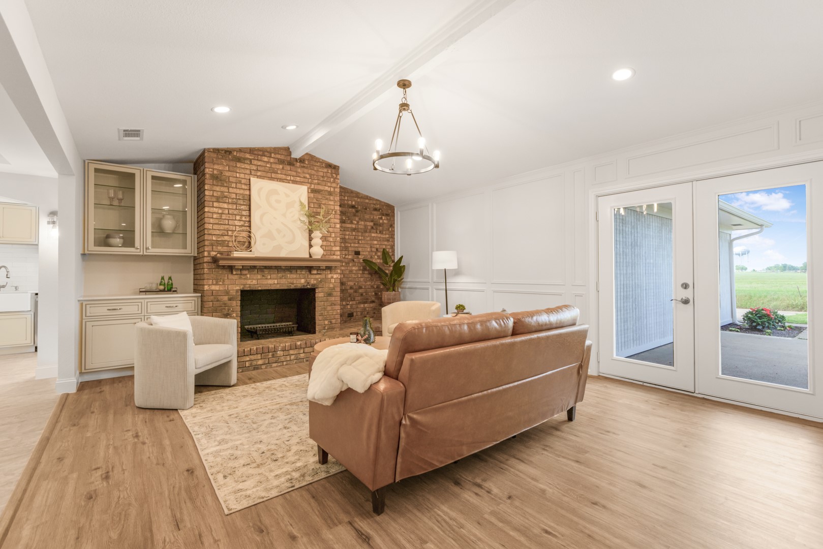 1004 Meridith Drive