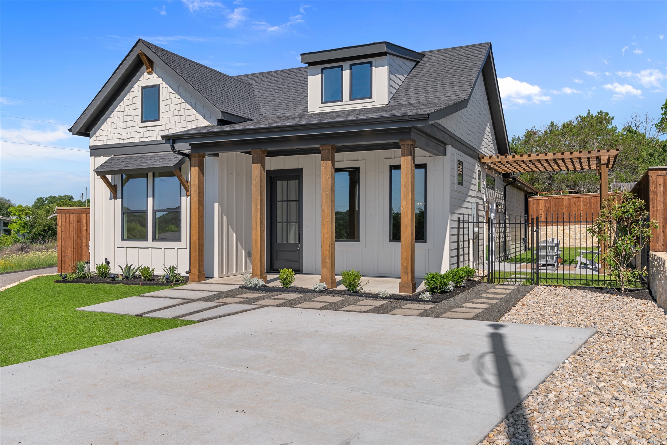 912 Tree Drive