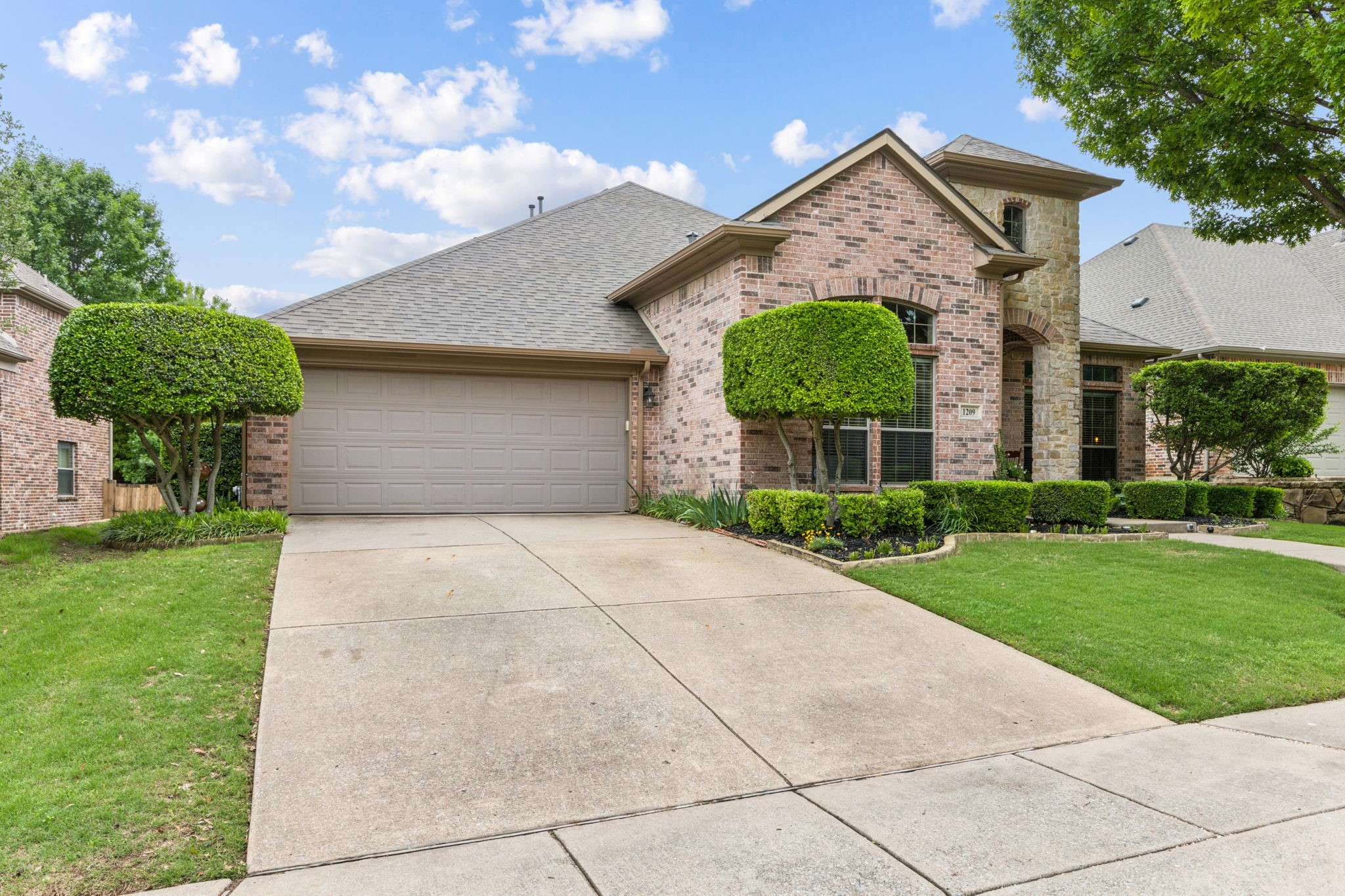 1209 Canyon Wren Drive