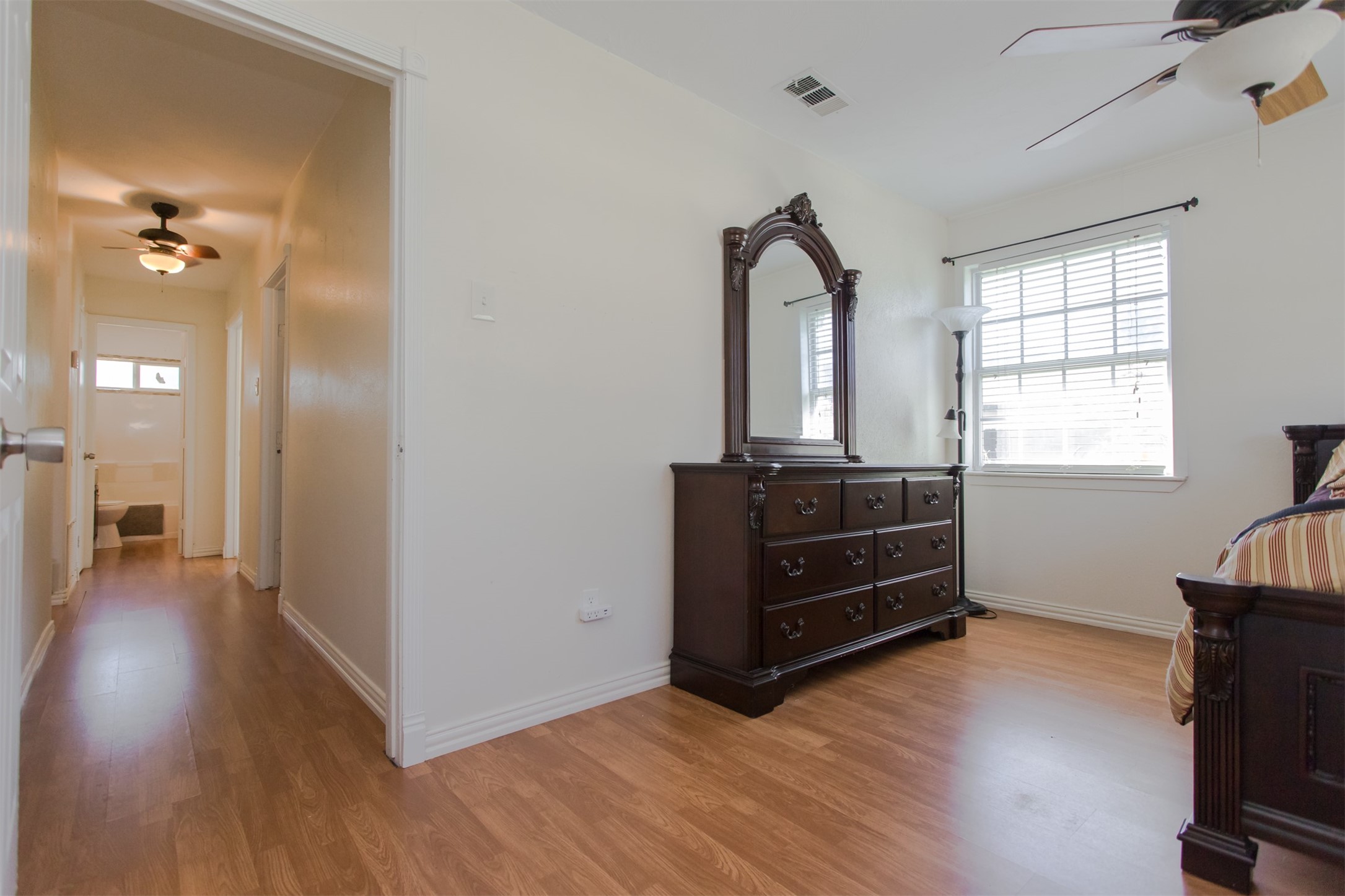 4712 Laurel Lane
