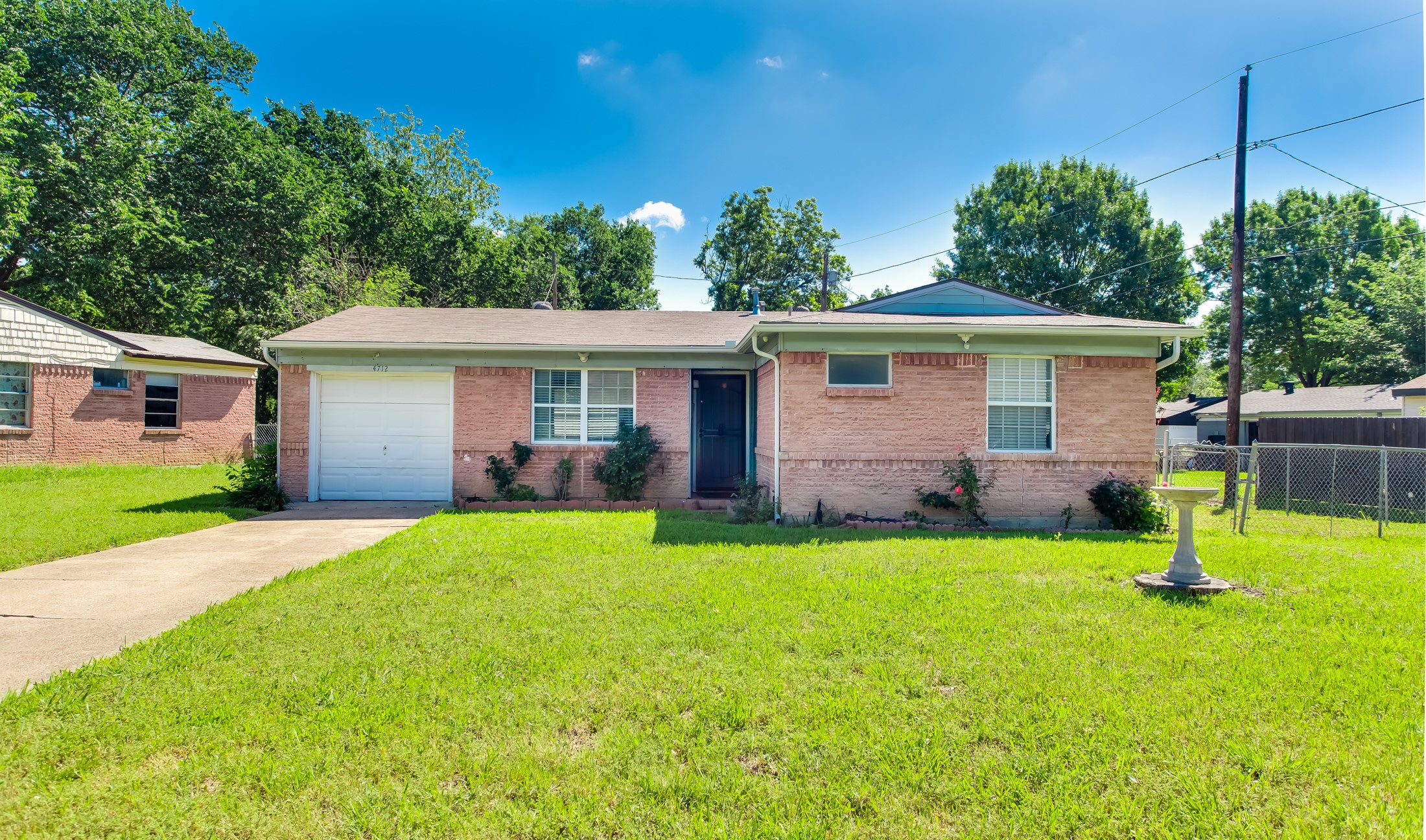 4712 Laurel Lane