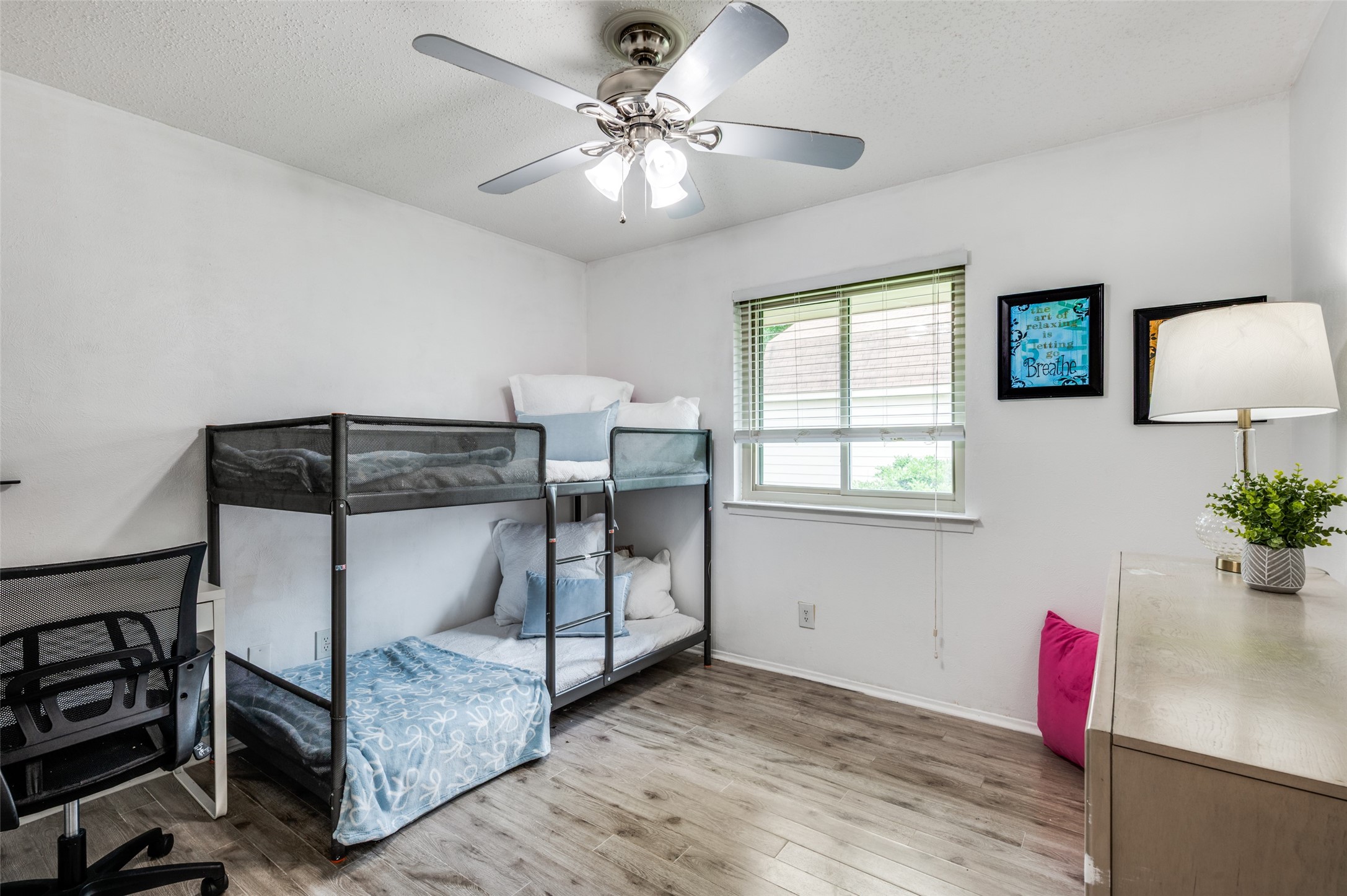 313 W Ash Lane