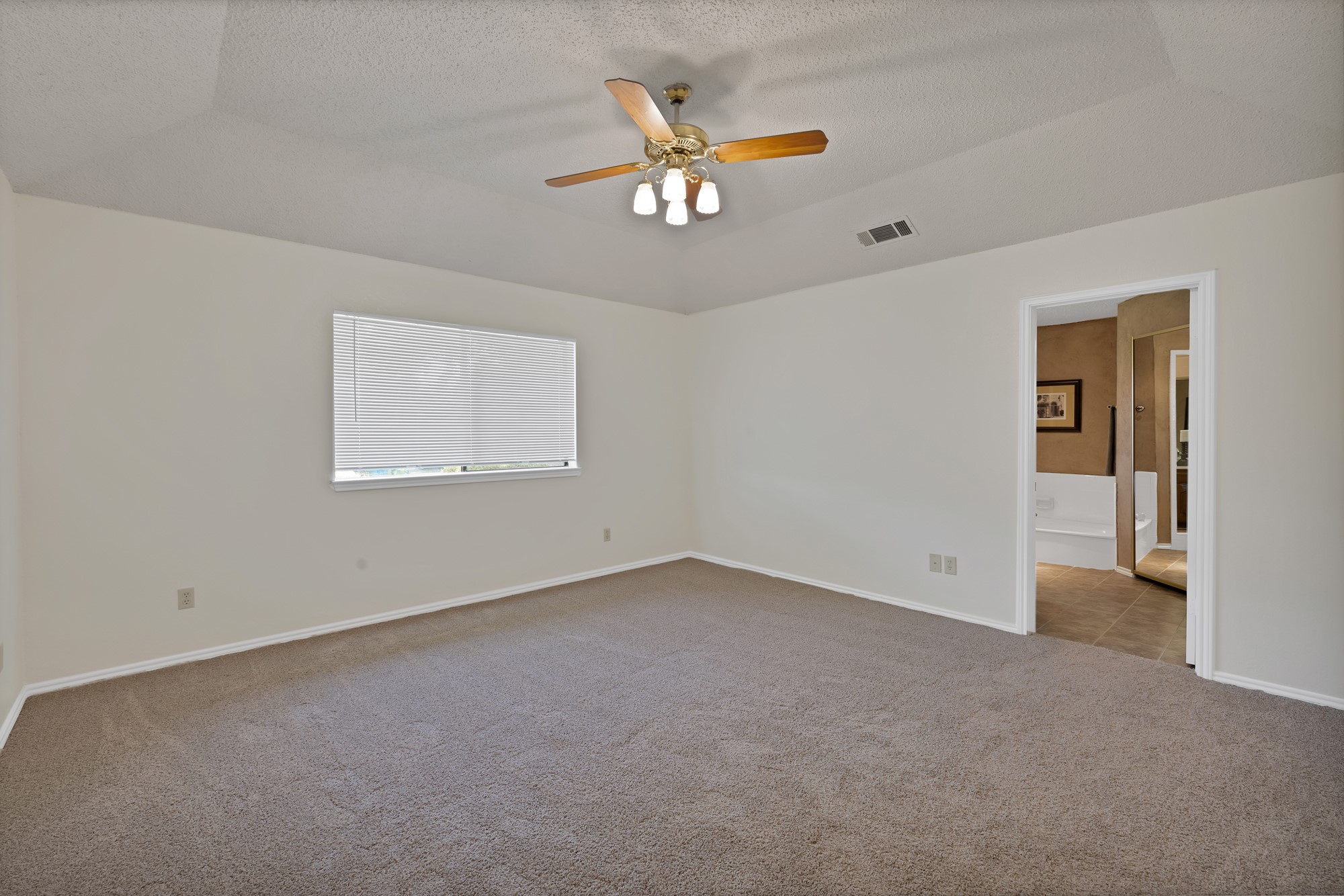 3914 Nancy Jane Circle