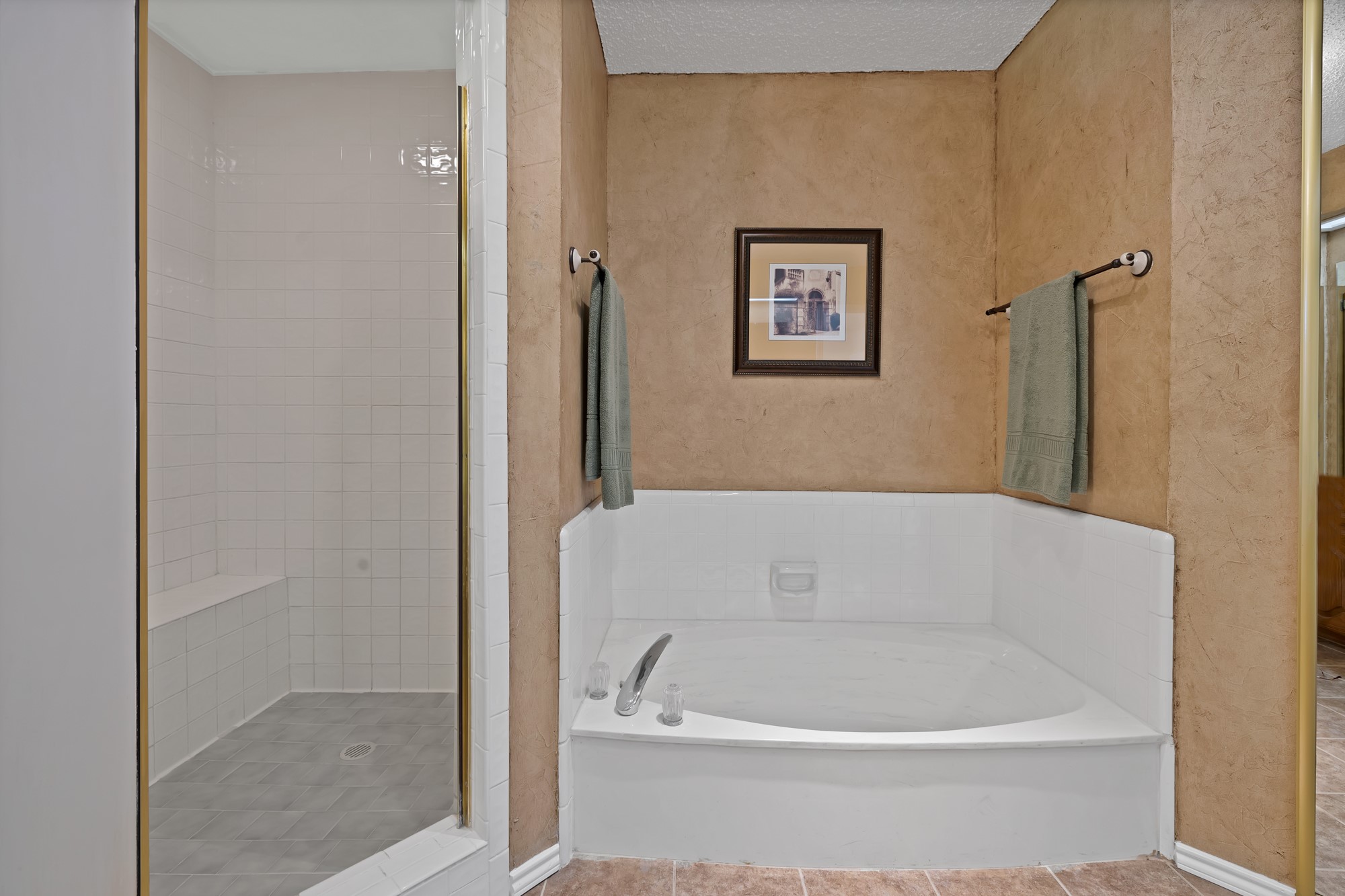 3914 Nancy Jane Circle
