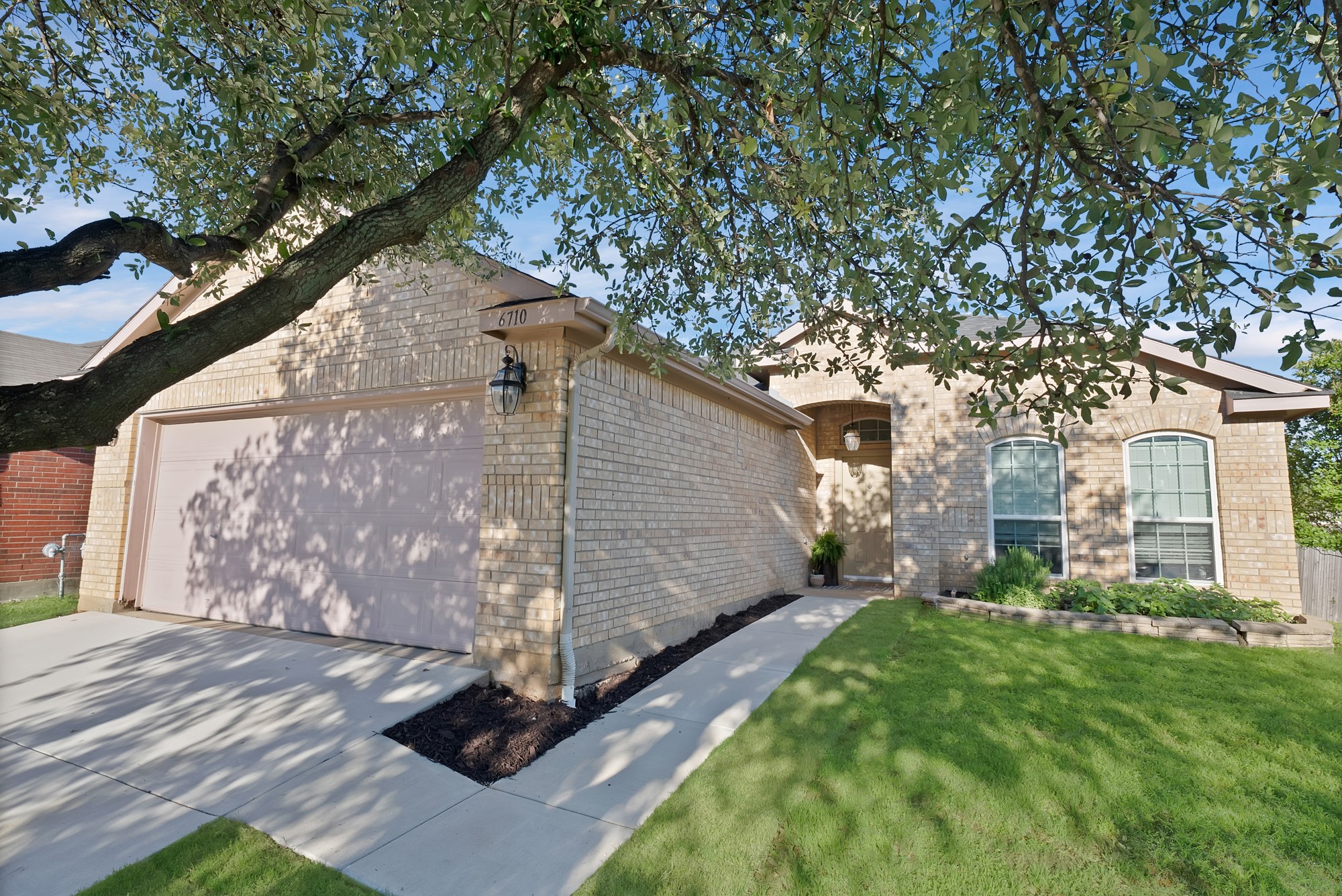 6710 Waterlilly Drive