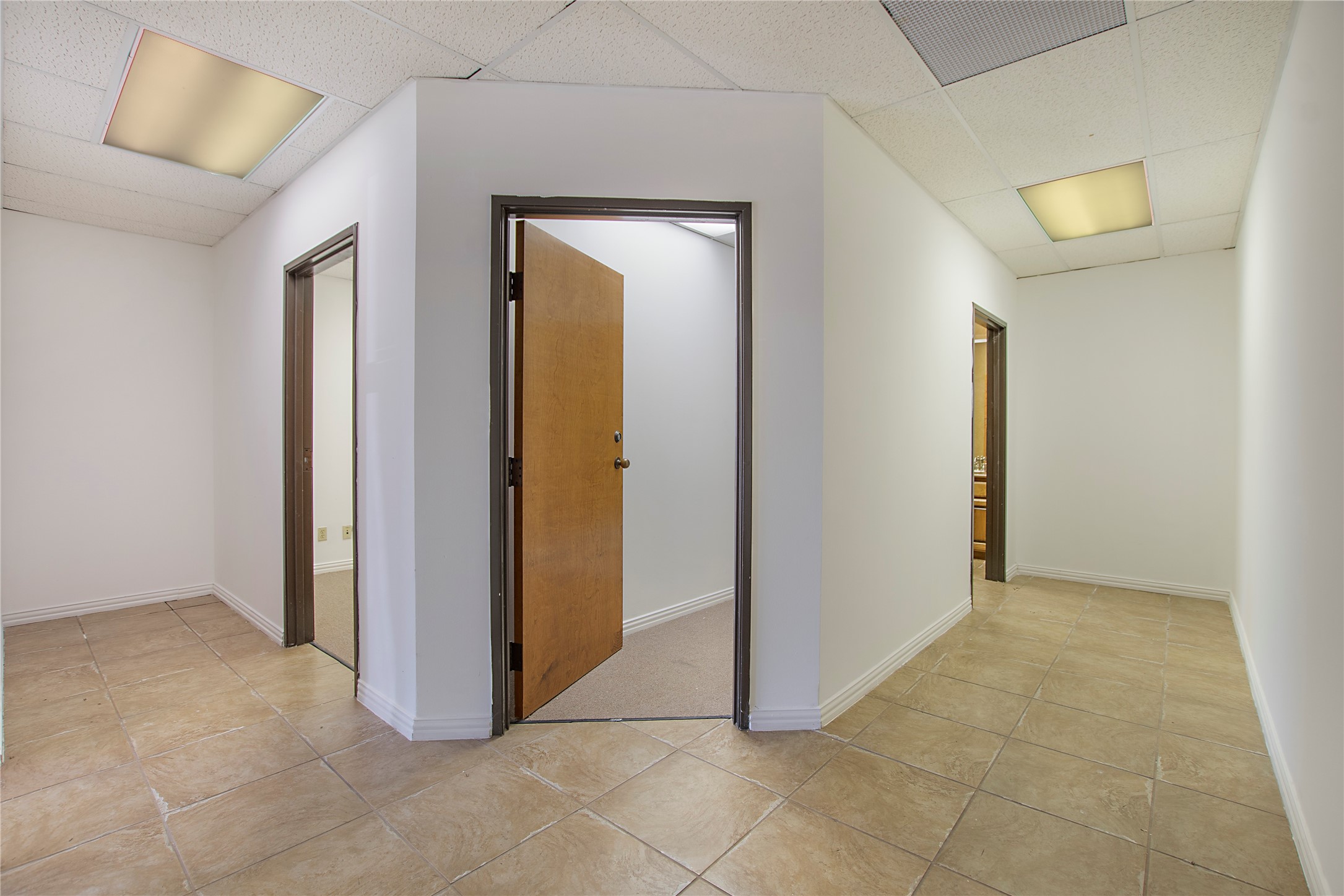 1445 Mac Arthur Drive 102