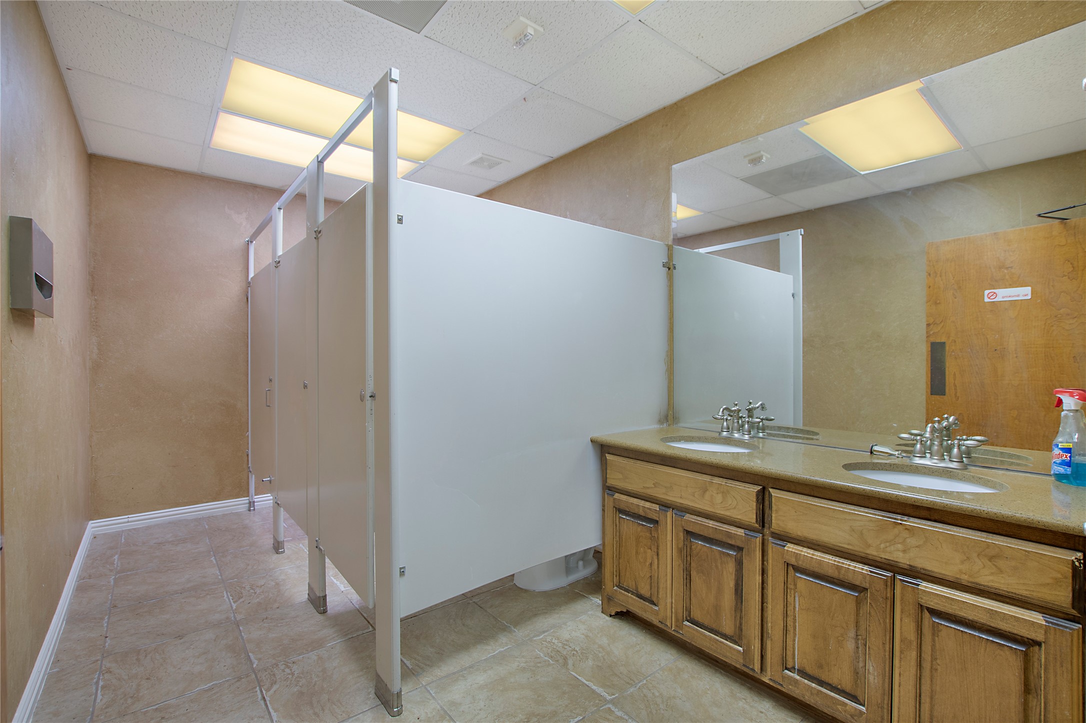 1445 Mac Arthur Drive 102