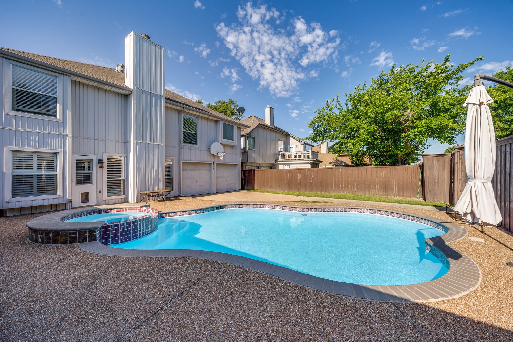 1115 Holly Drive