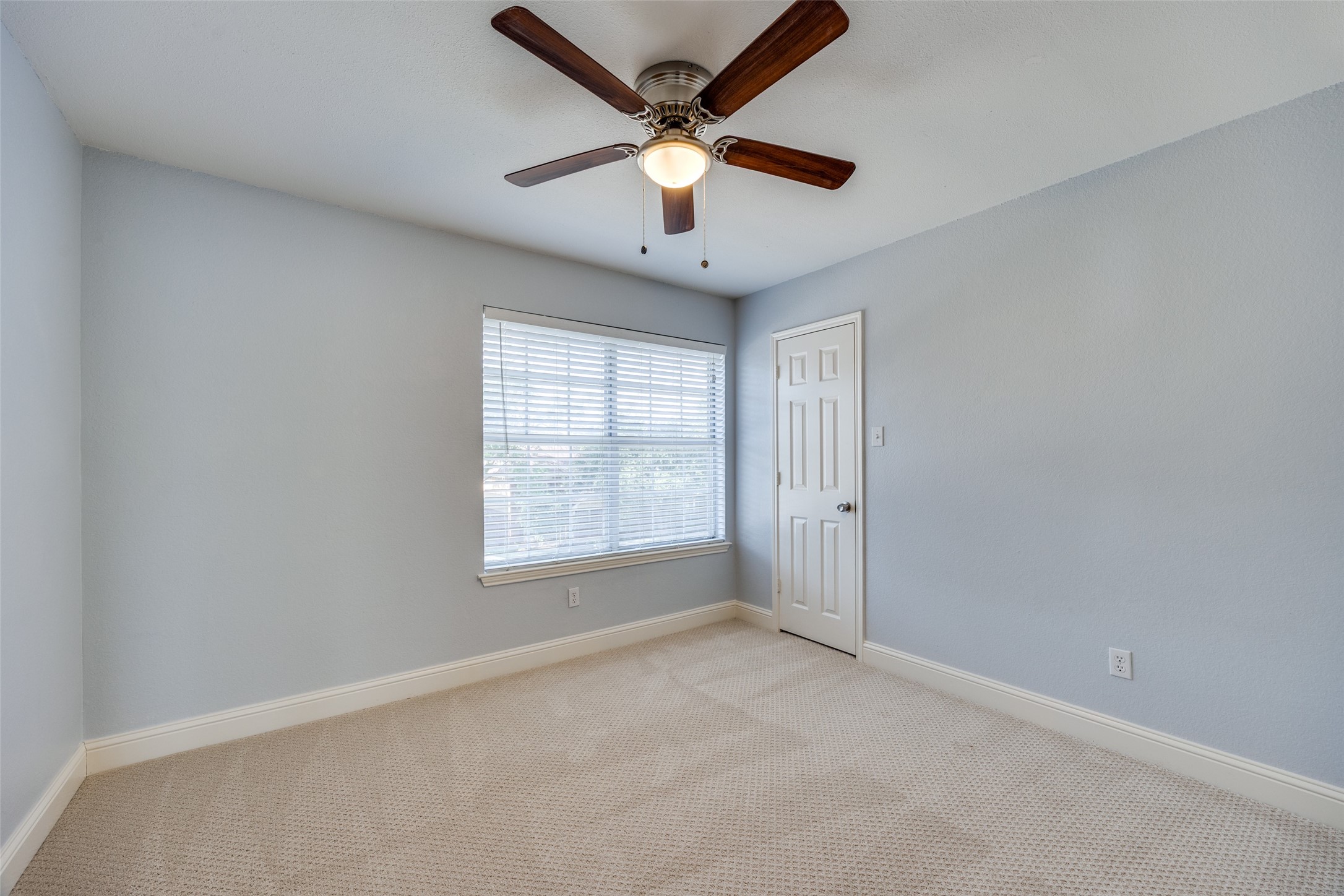 1115 Holly Drive
