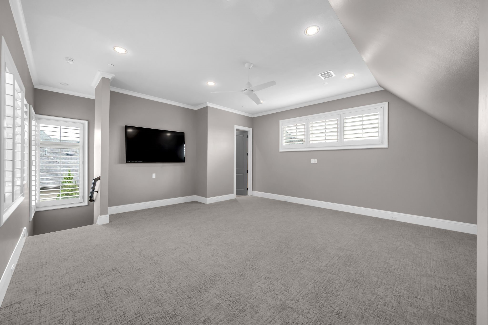 3791 Broadmoor Way