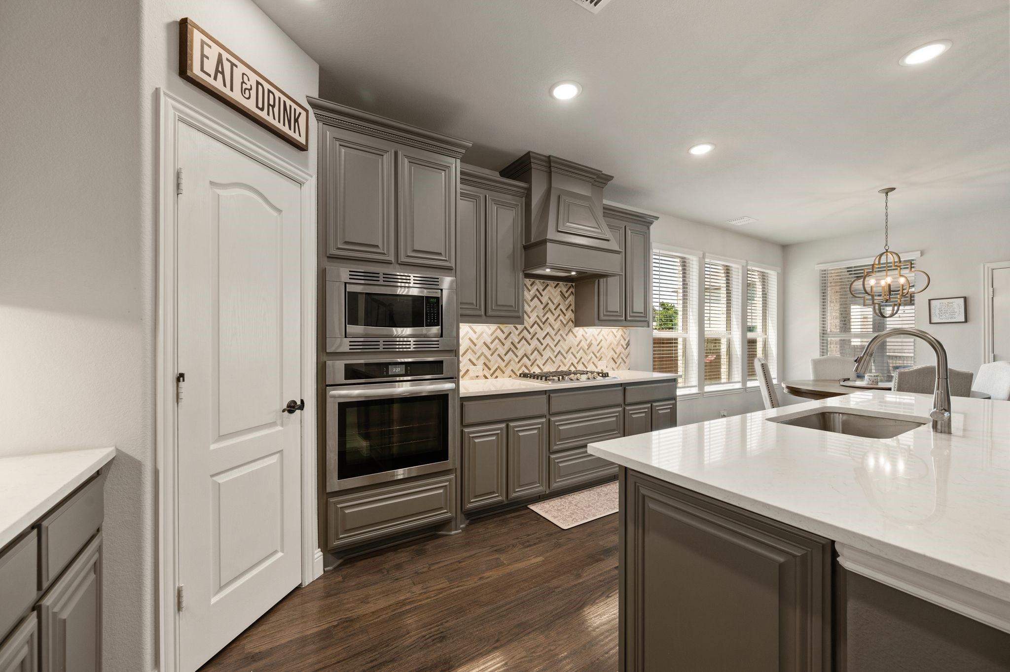923 Timber Ridge Drive