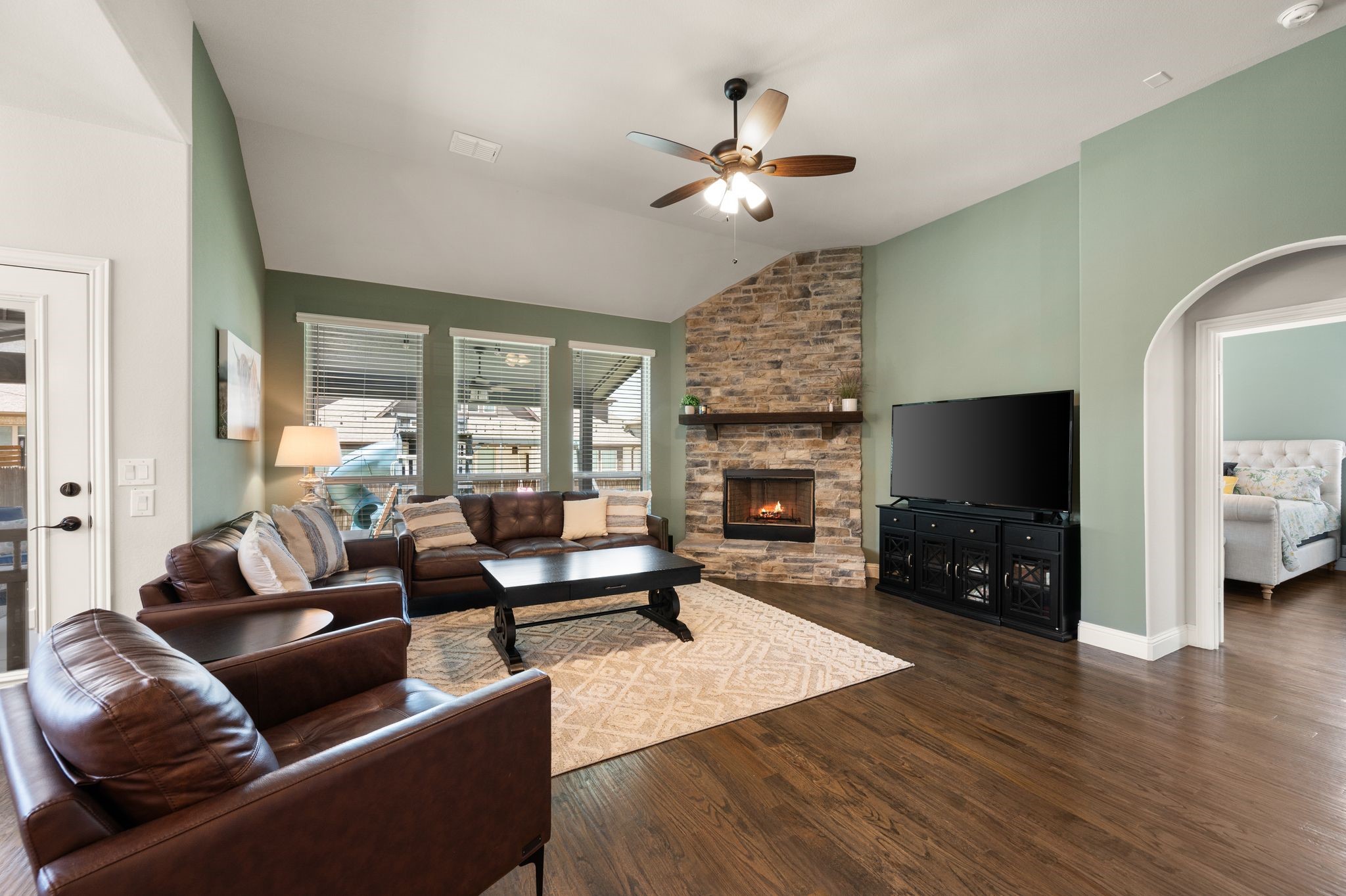 923 Timber Ridge Drive