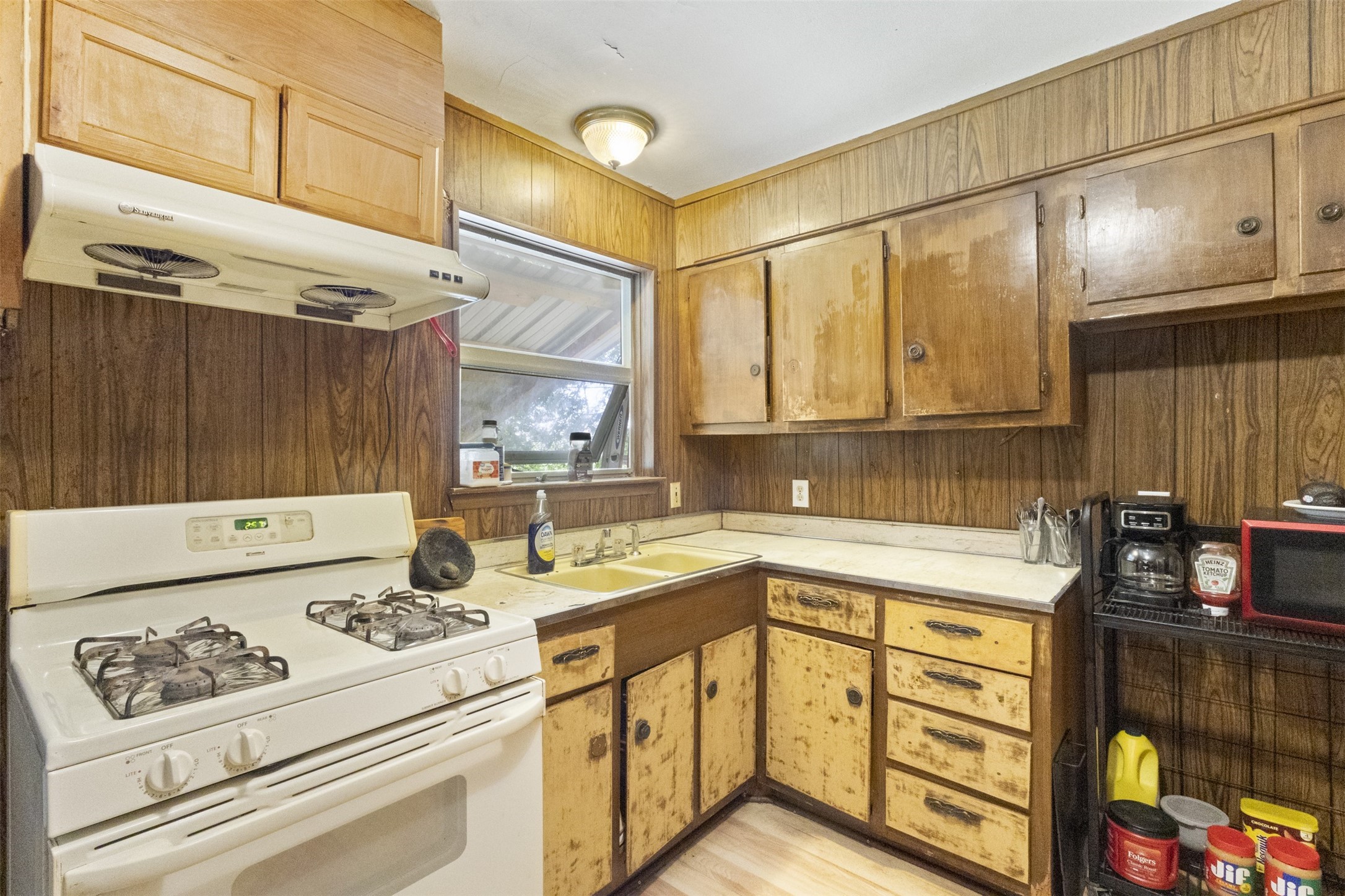 12015 Galva Drive