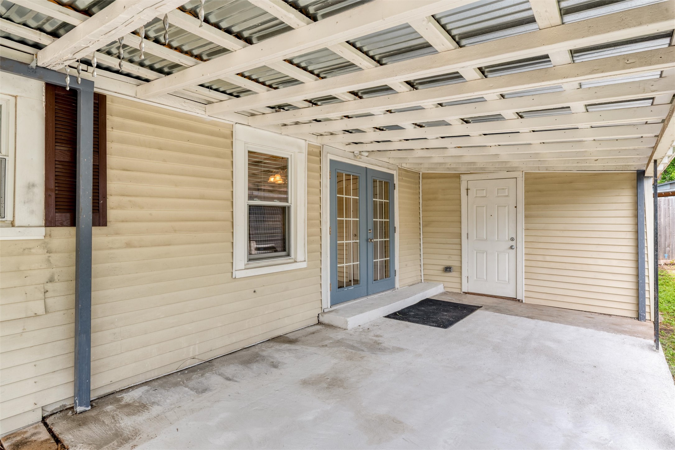 1311 Oak Street