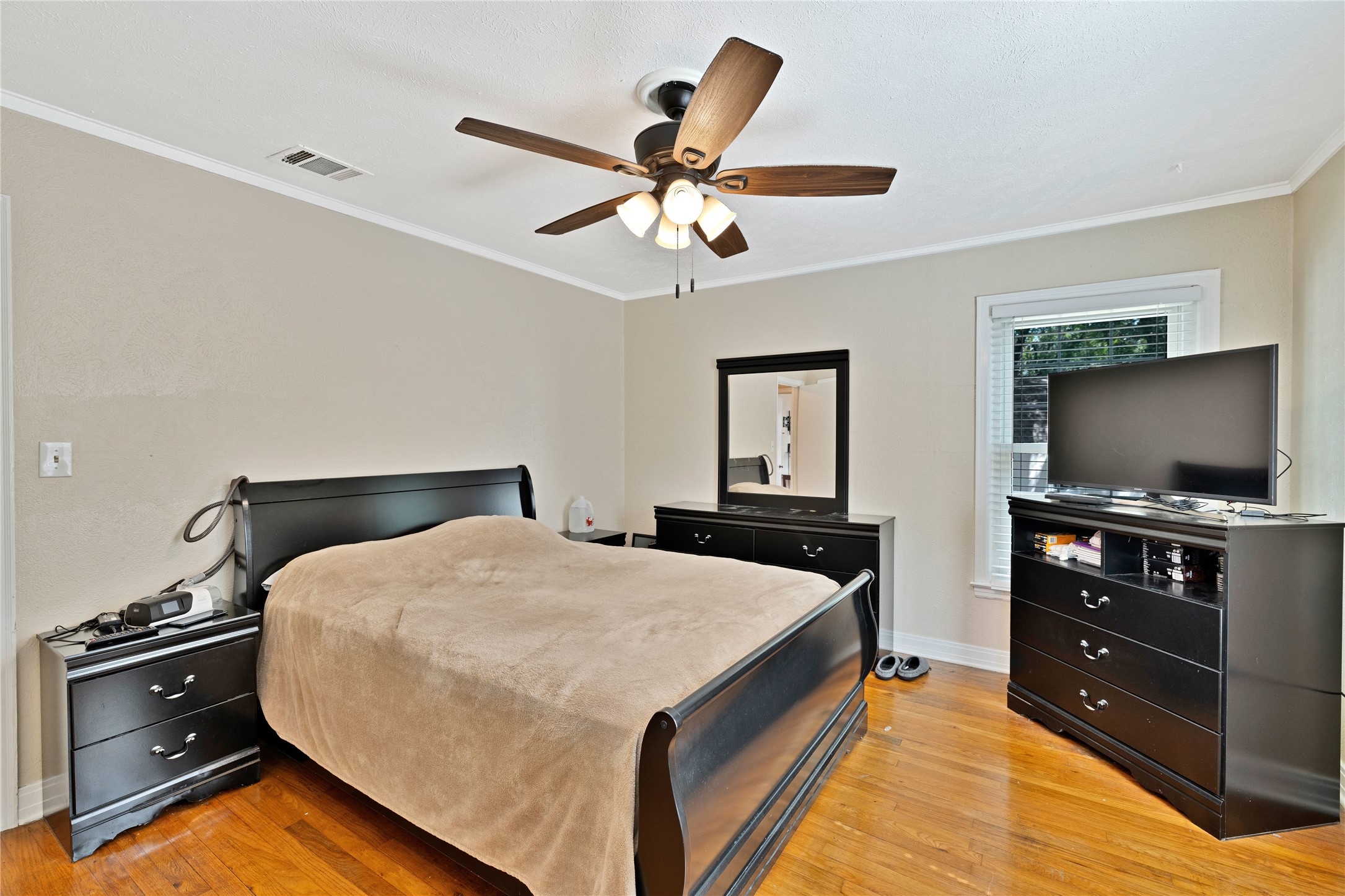 4113 Crestview Drive