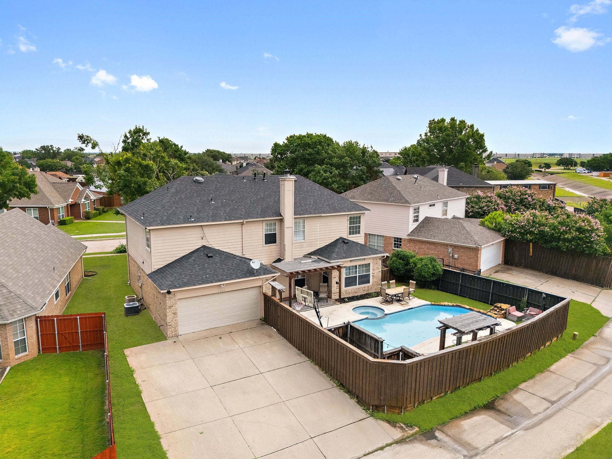 1317 Woodthorpe Drive