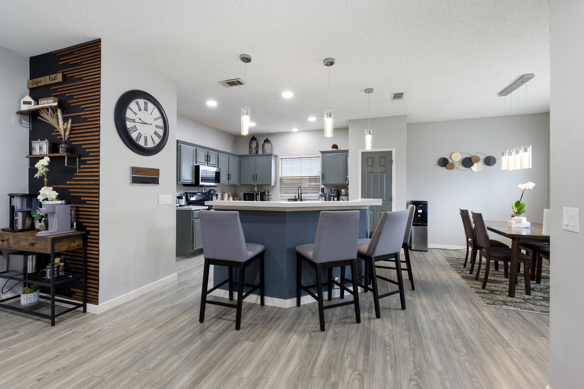 1317 Woodthorpe Drive