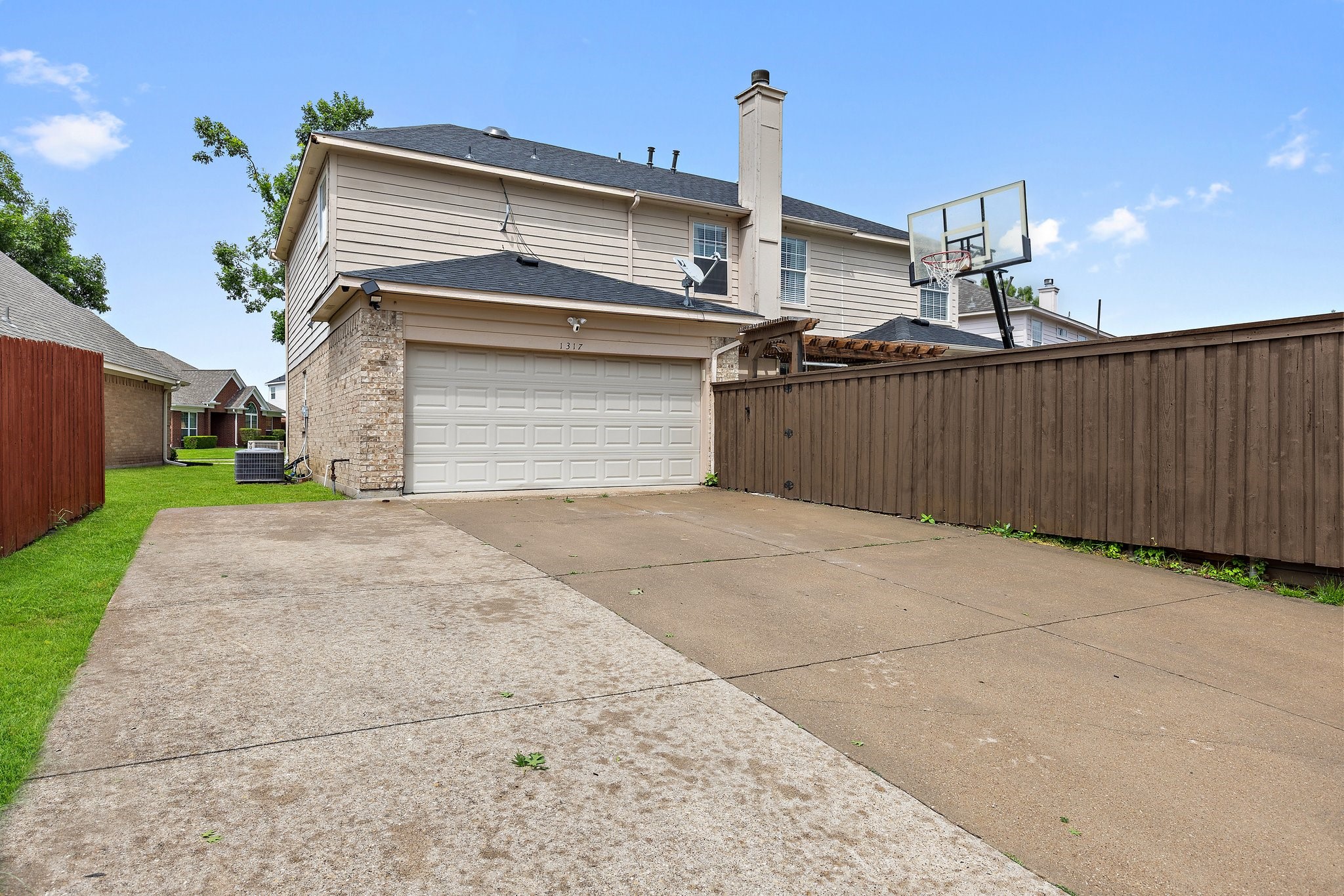 1317 Woodthorpe Drive