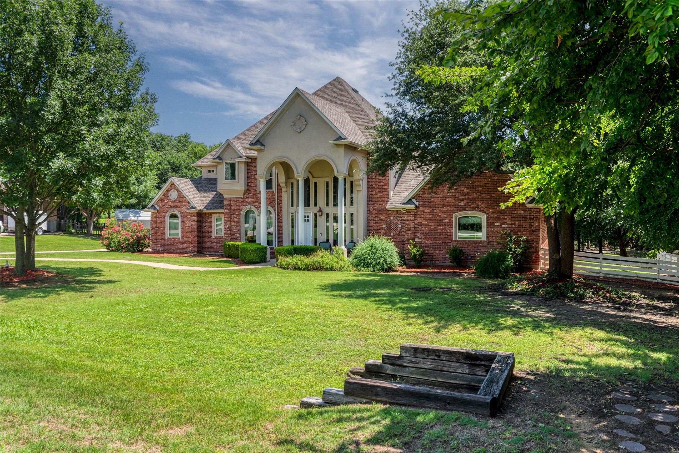 3873 Heritage Trail