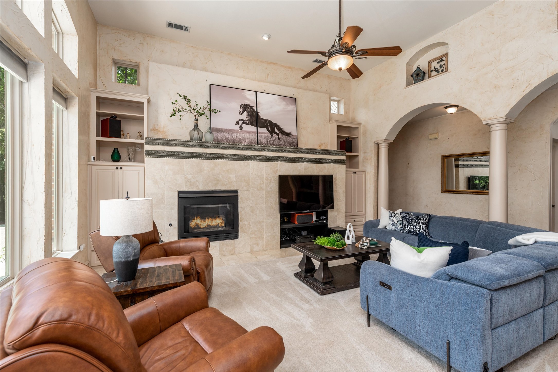 3873 Heritage Trail