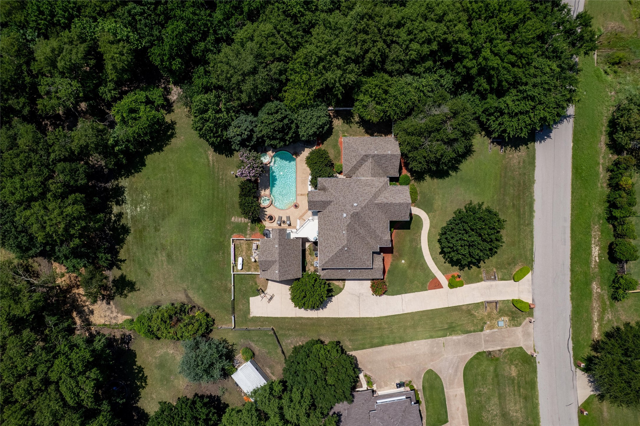 3873 Heritage Trail