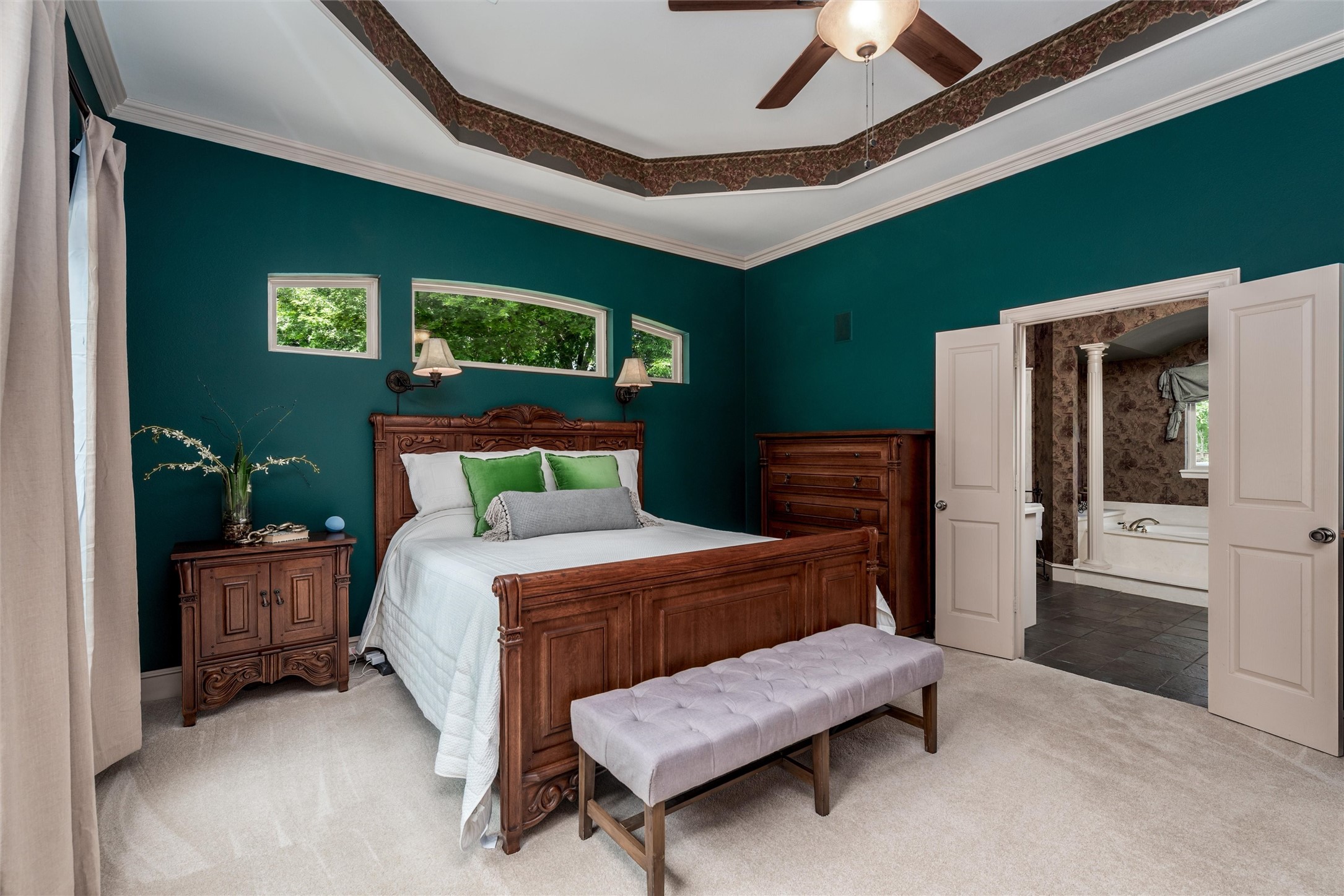 3873 Heritage Trail