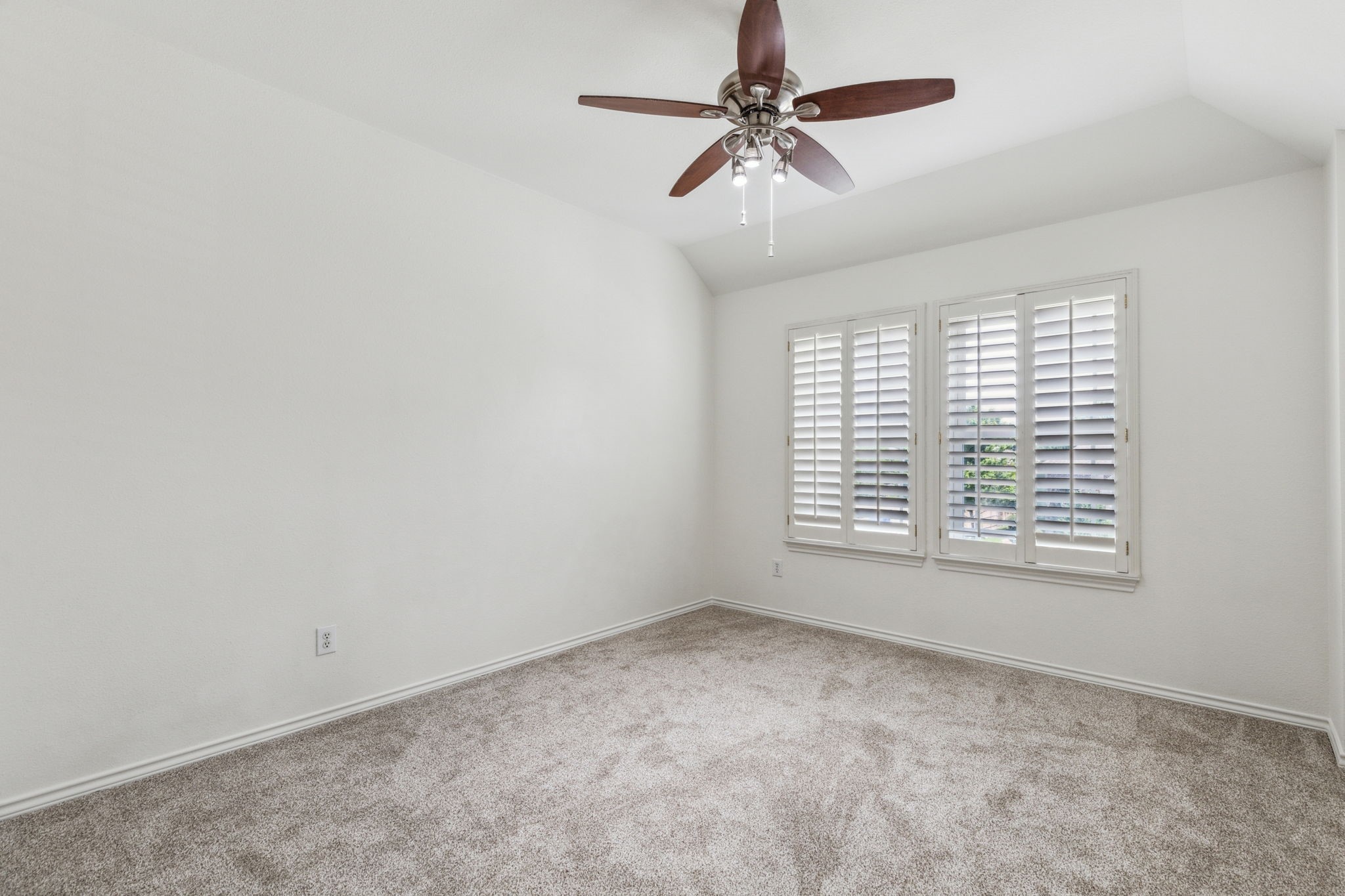 7209 Vanderbilt Drive