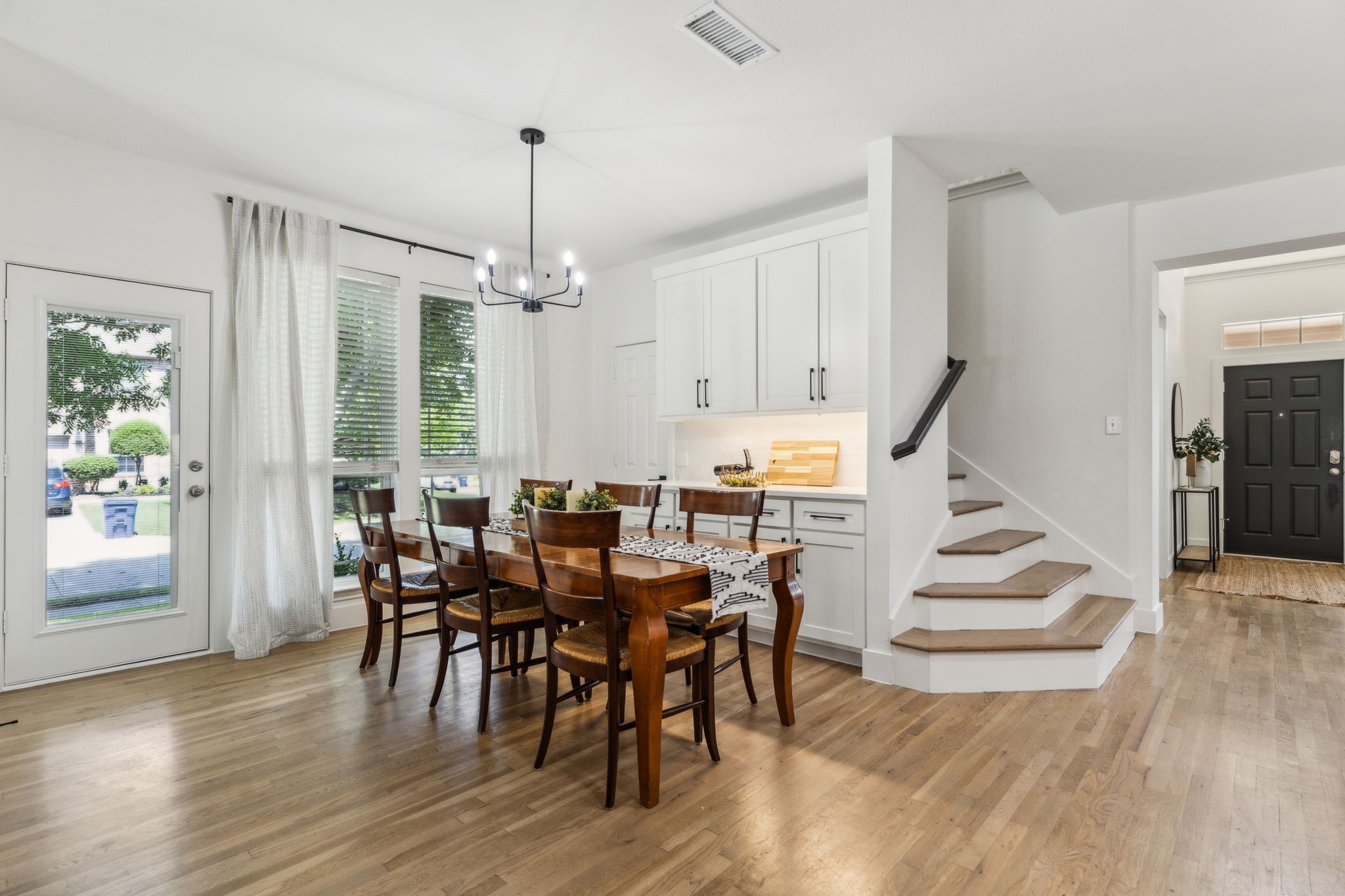 7209 Vanderbilt Drive