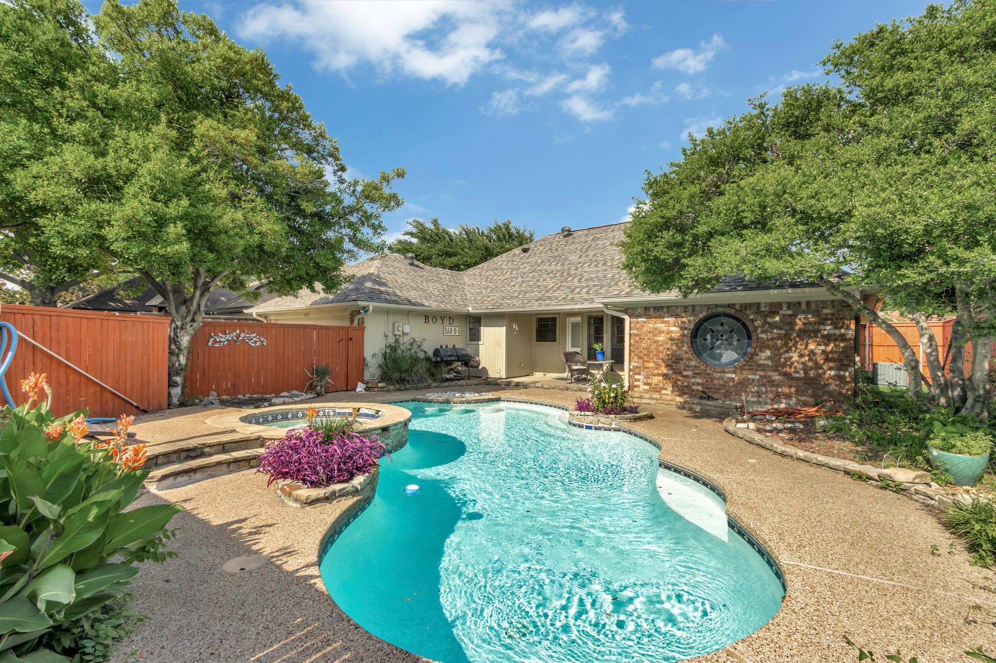 2605 Pickwick Lane