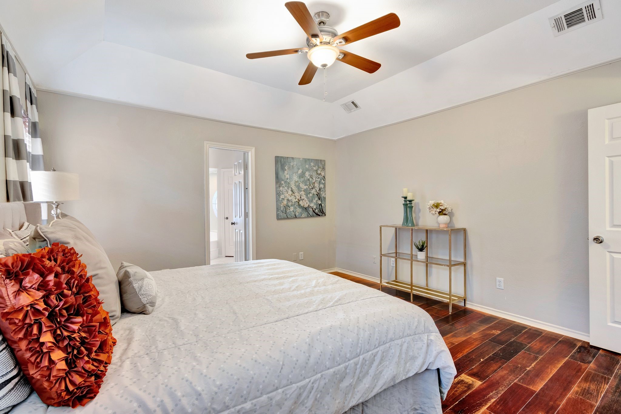 2605 Pickwick Lane
