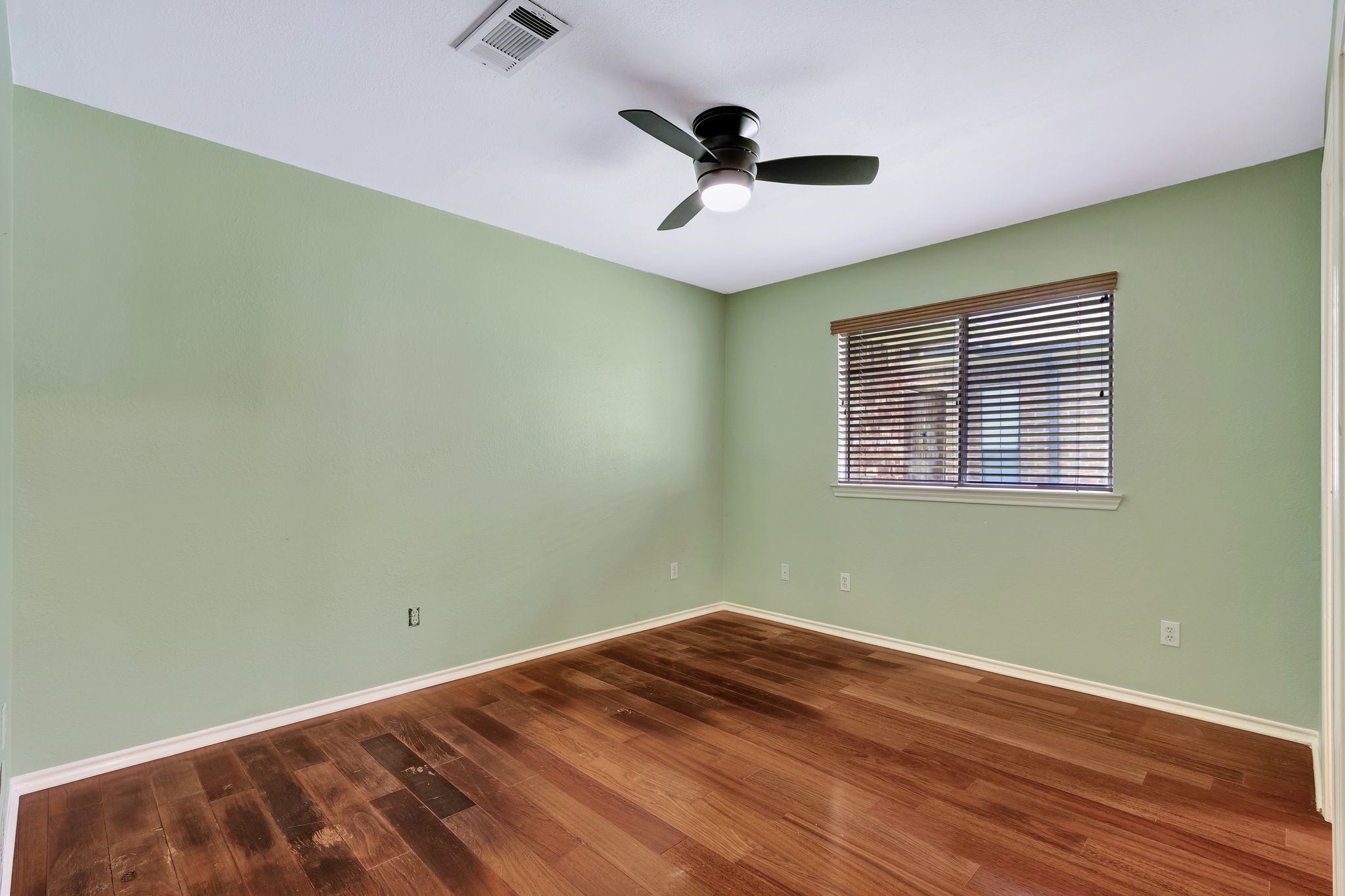 2605 Pickwick Lane
