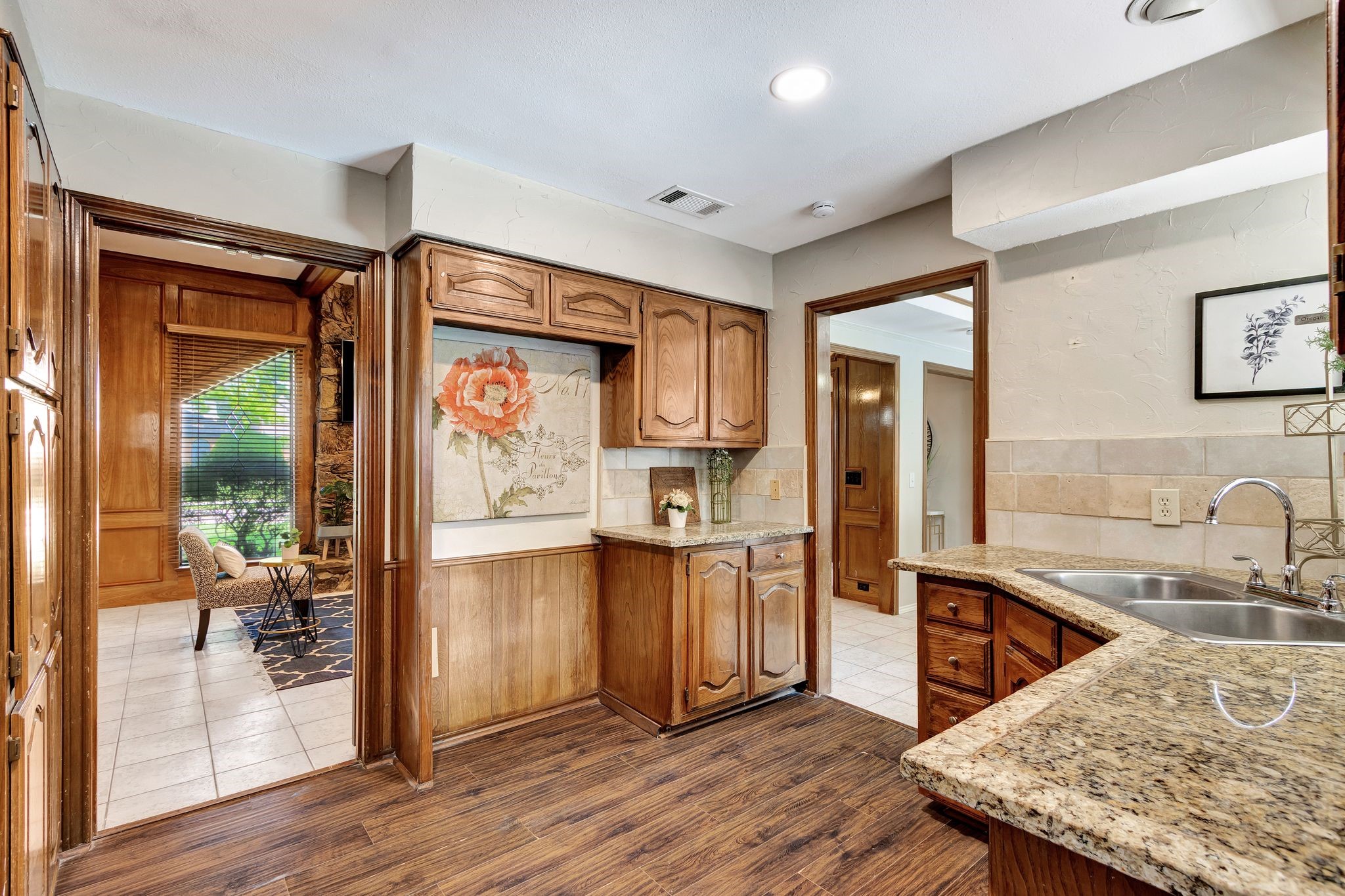 2605 Pickwick Lane