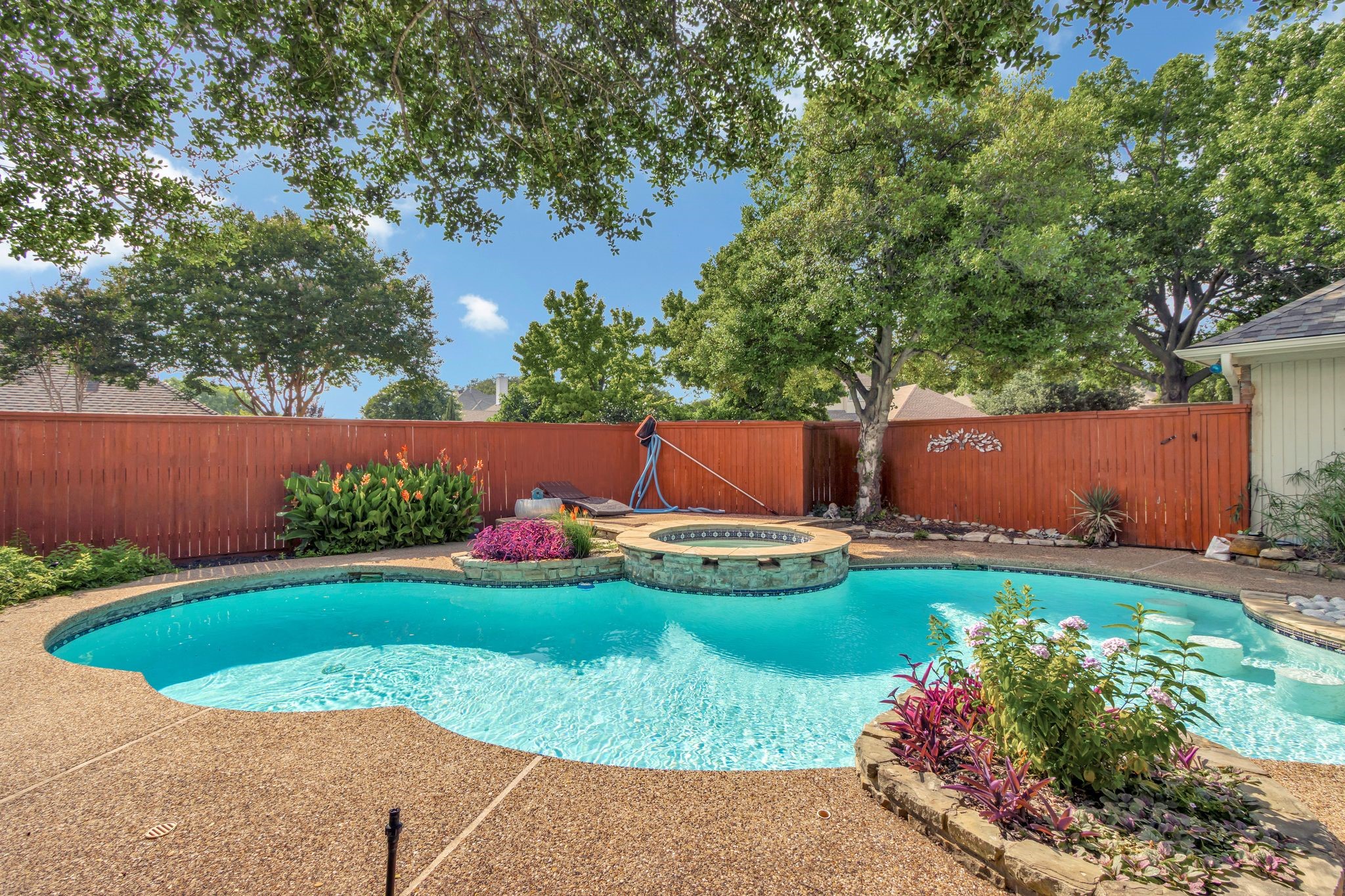 2605 Pickwick Lane