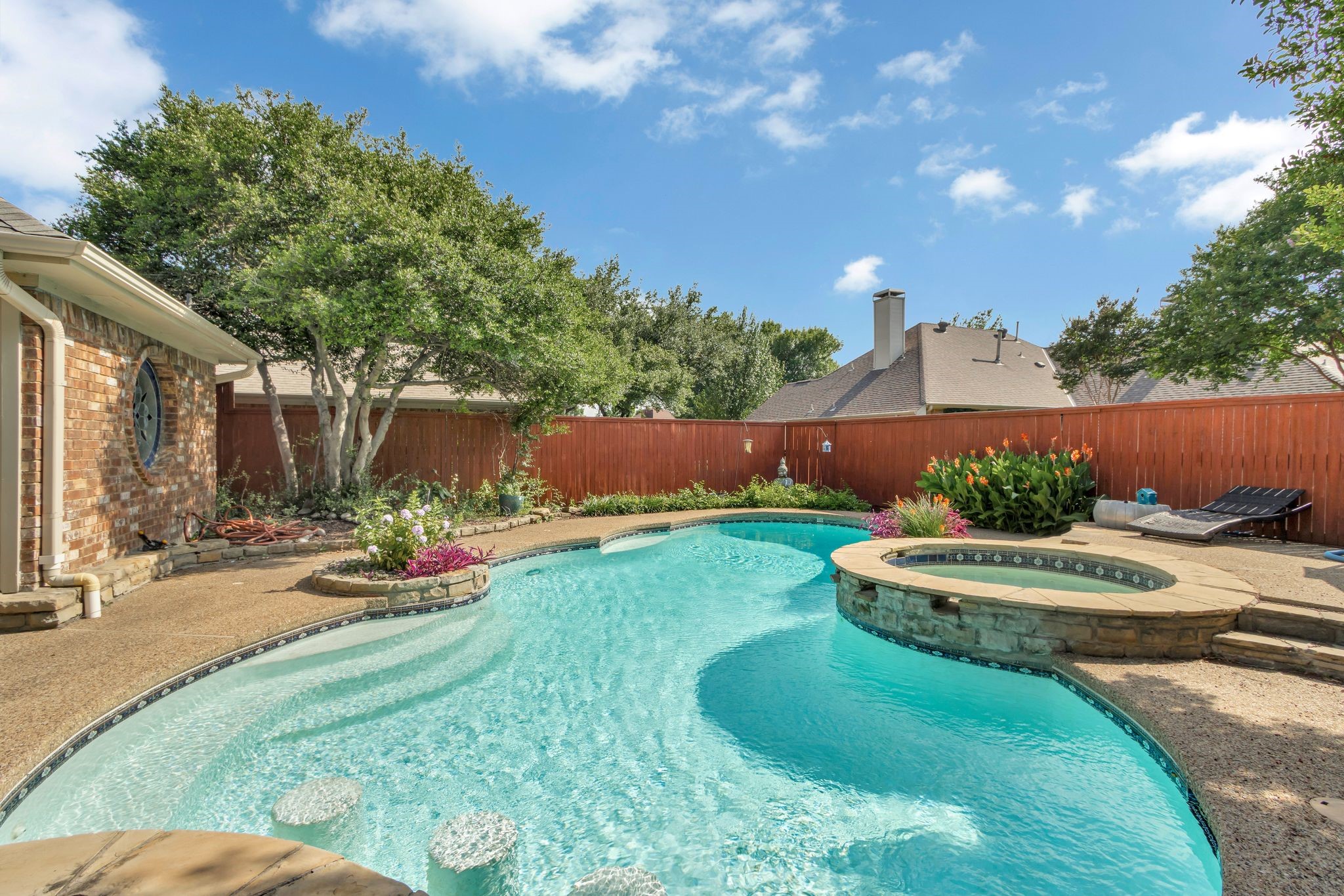 2605 Pickwick Lane