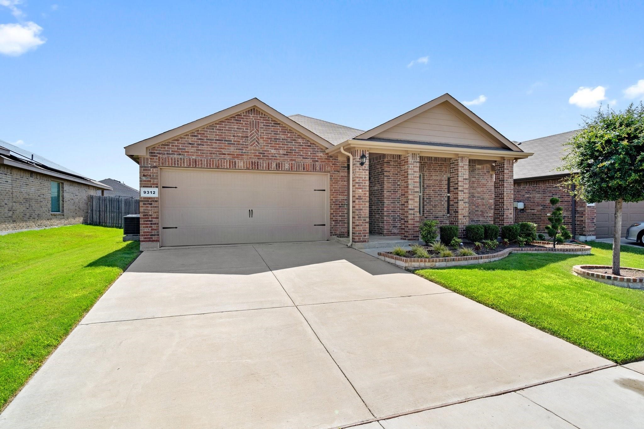 9312 Leveret Lane