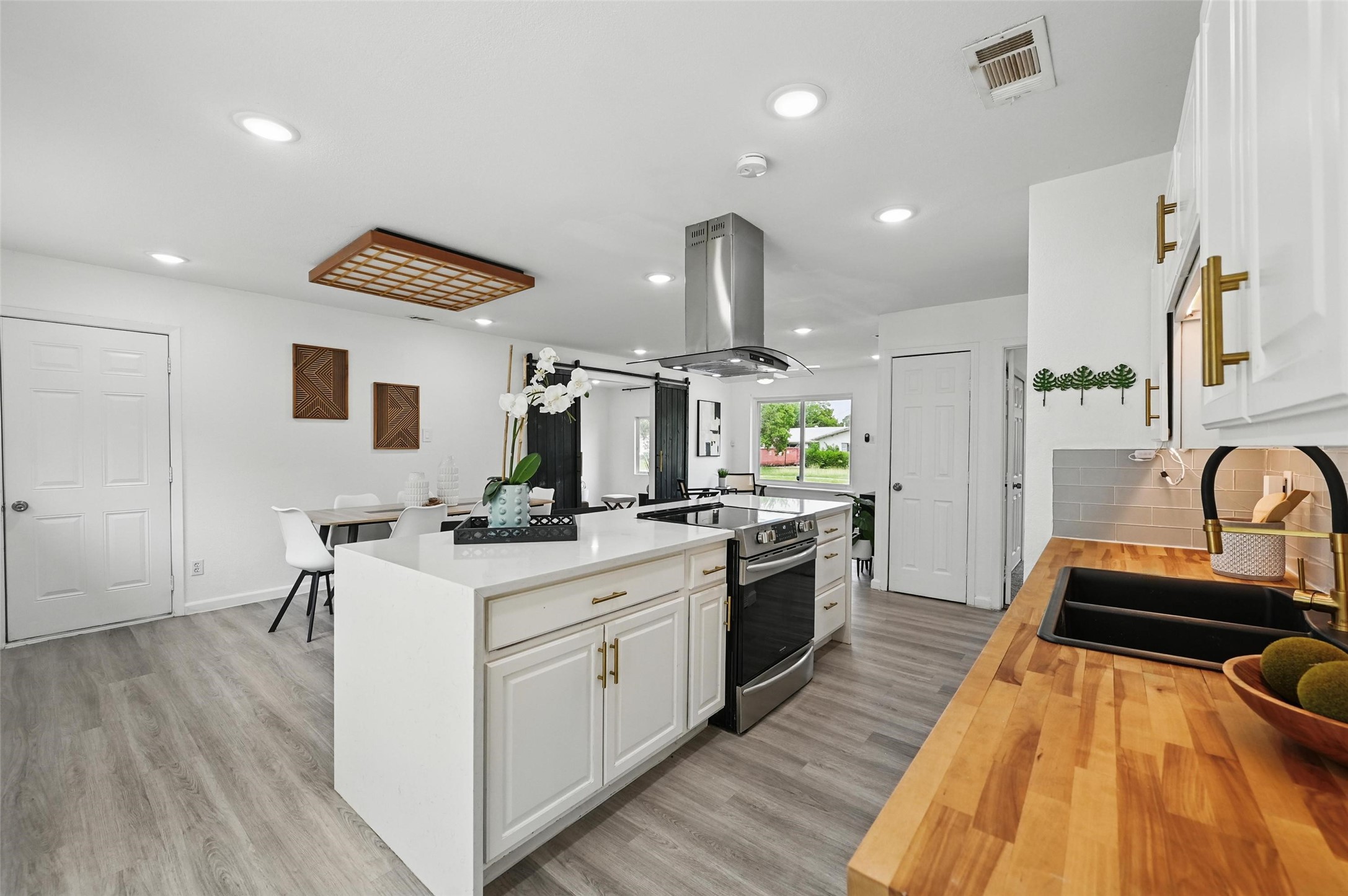 3105 Dupree Street