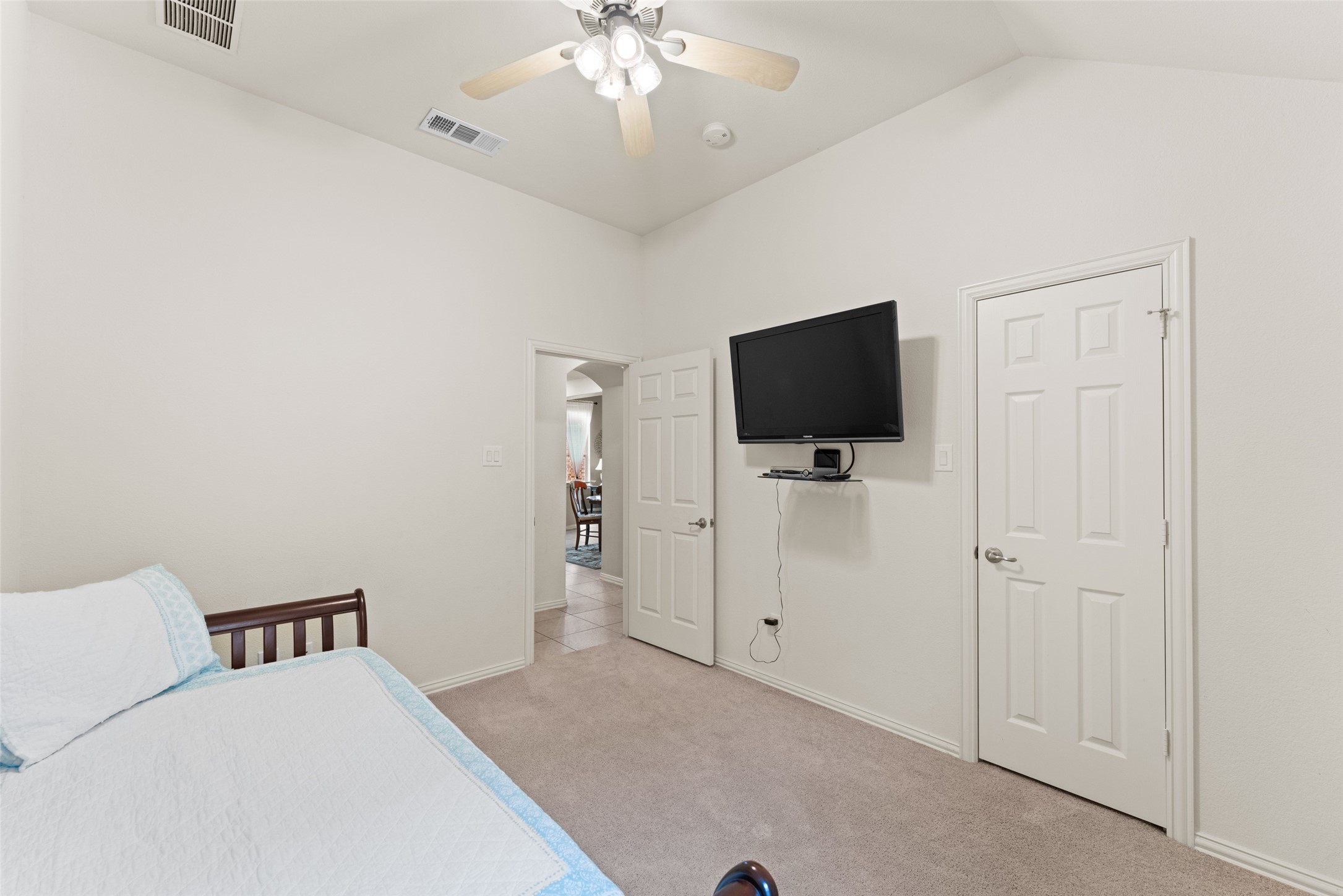 209 Willet Court